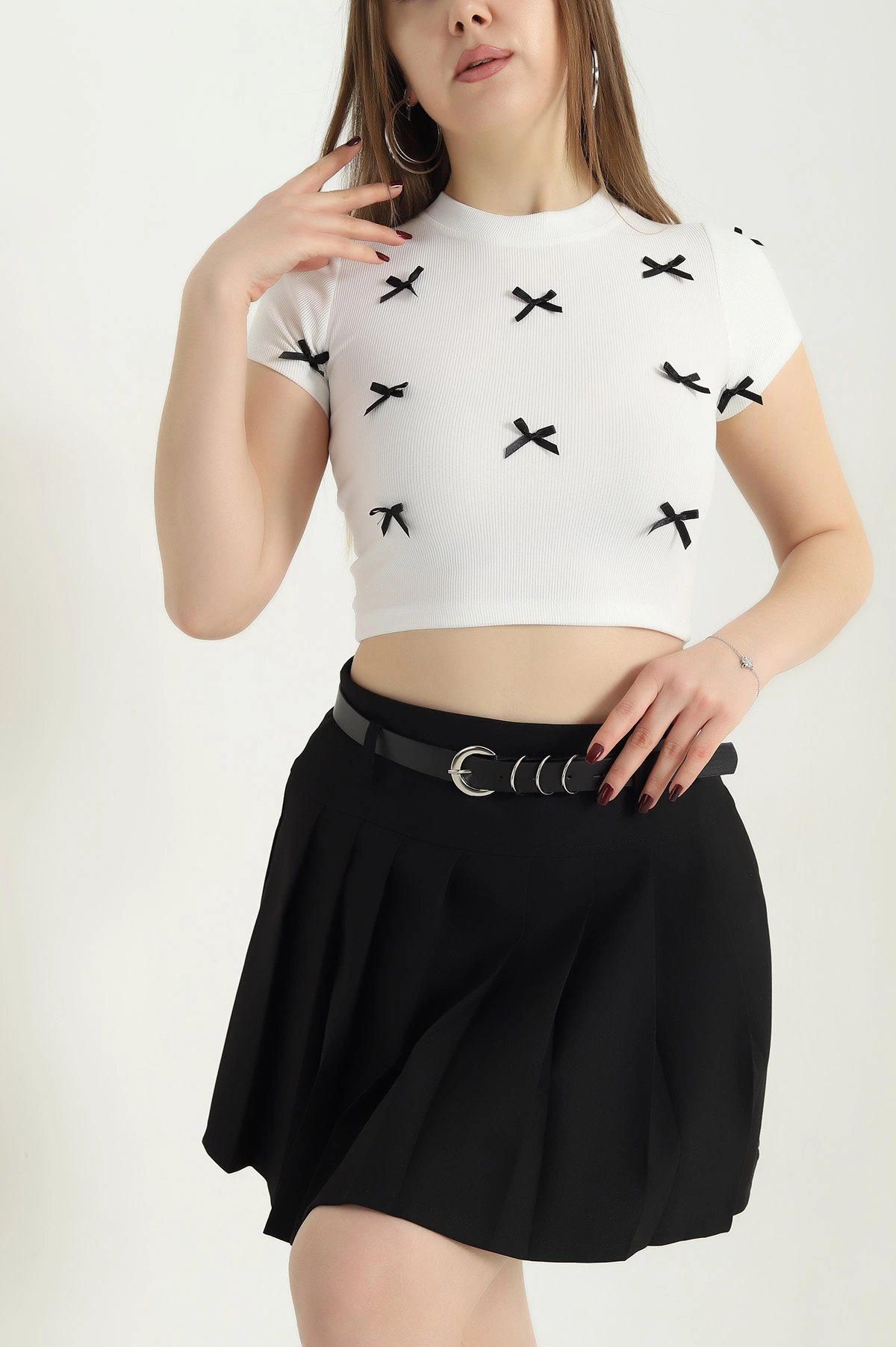Beyaz Fiyonk Detay Ottoman Bluz 340308