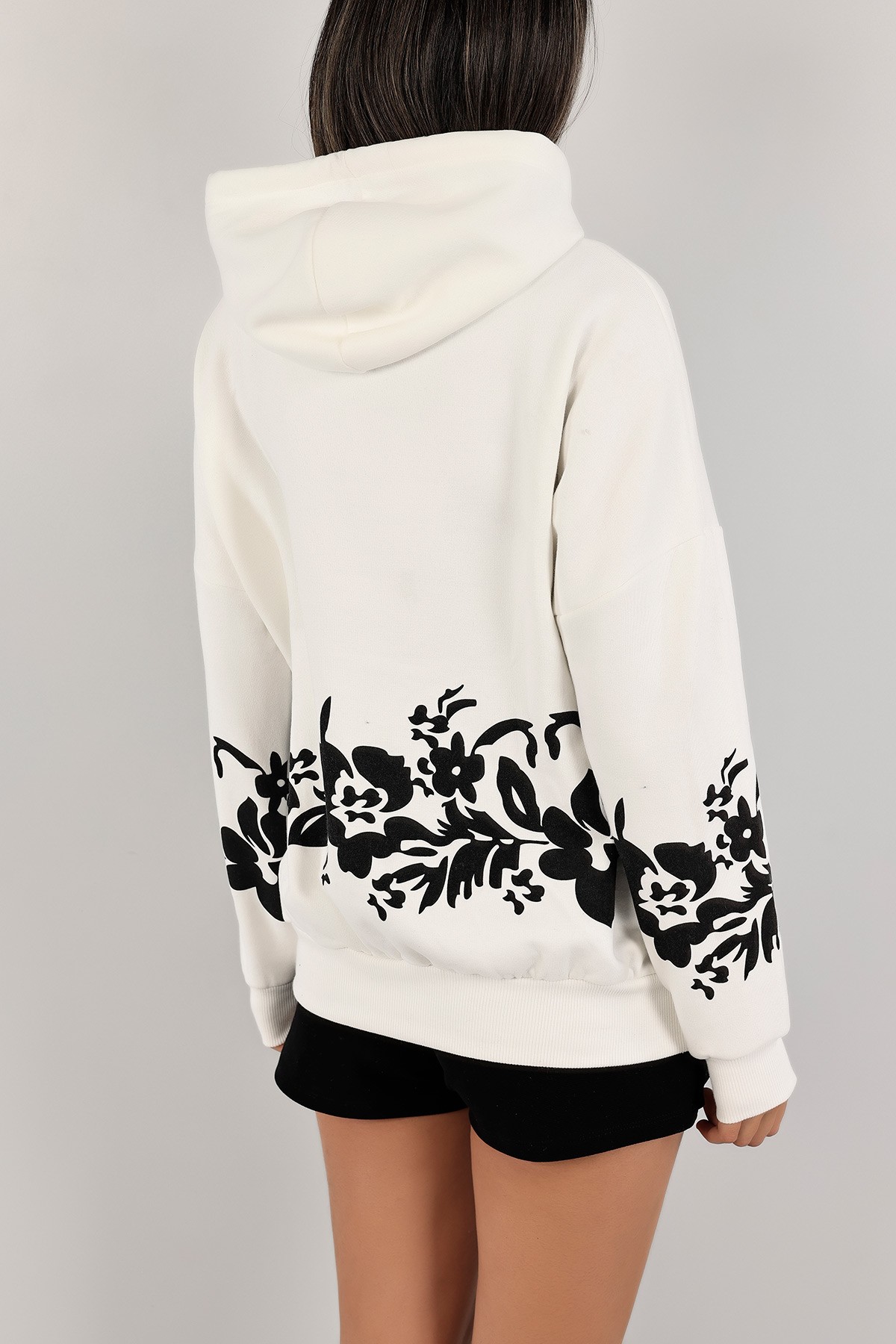 Beyaz İçi Şardonlu Kapüşonlu Bayan Sweat 134885