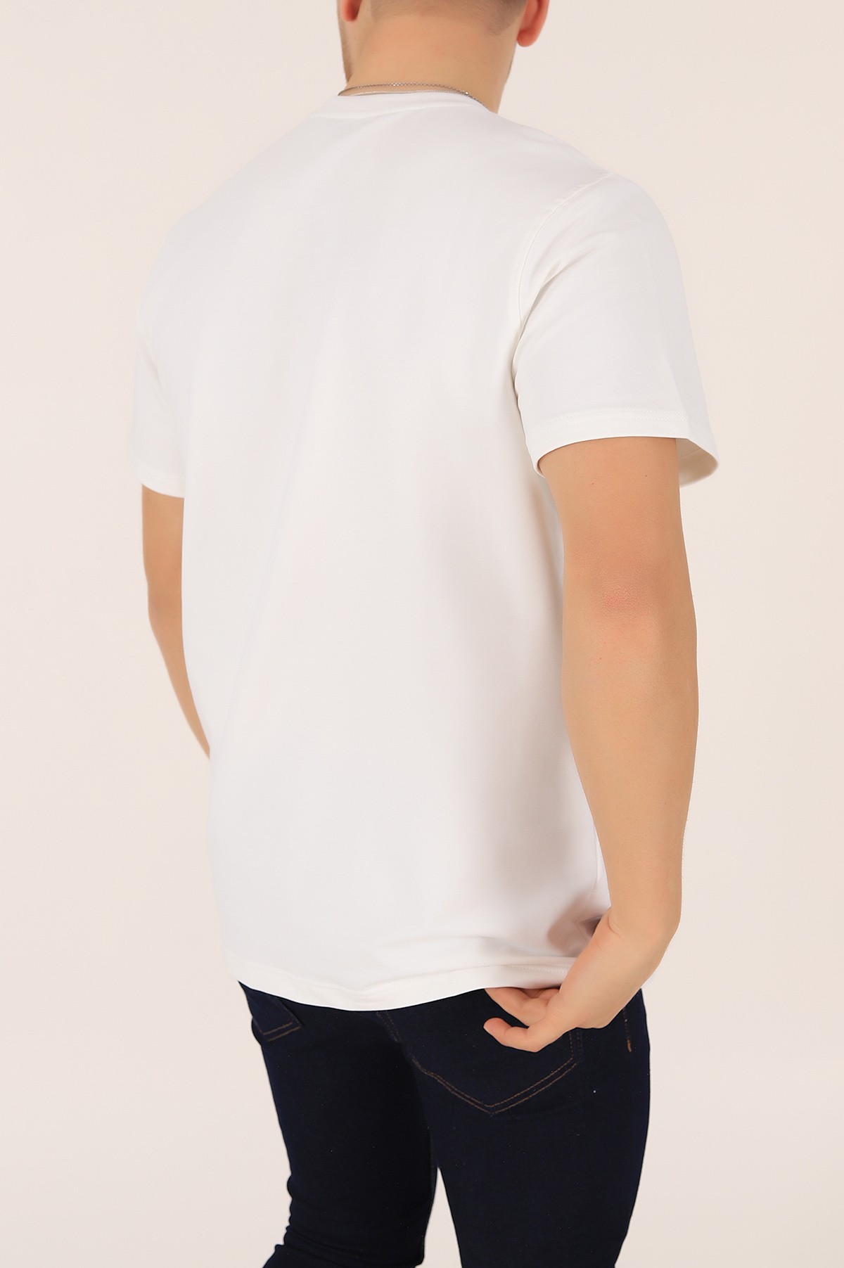 Beyaz İki İp İşlemeli Oversize Erkek Tişört 163748