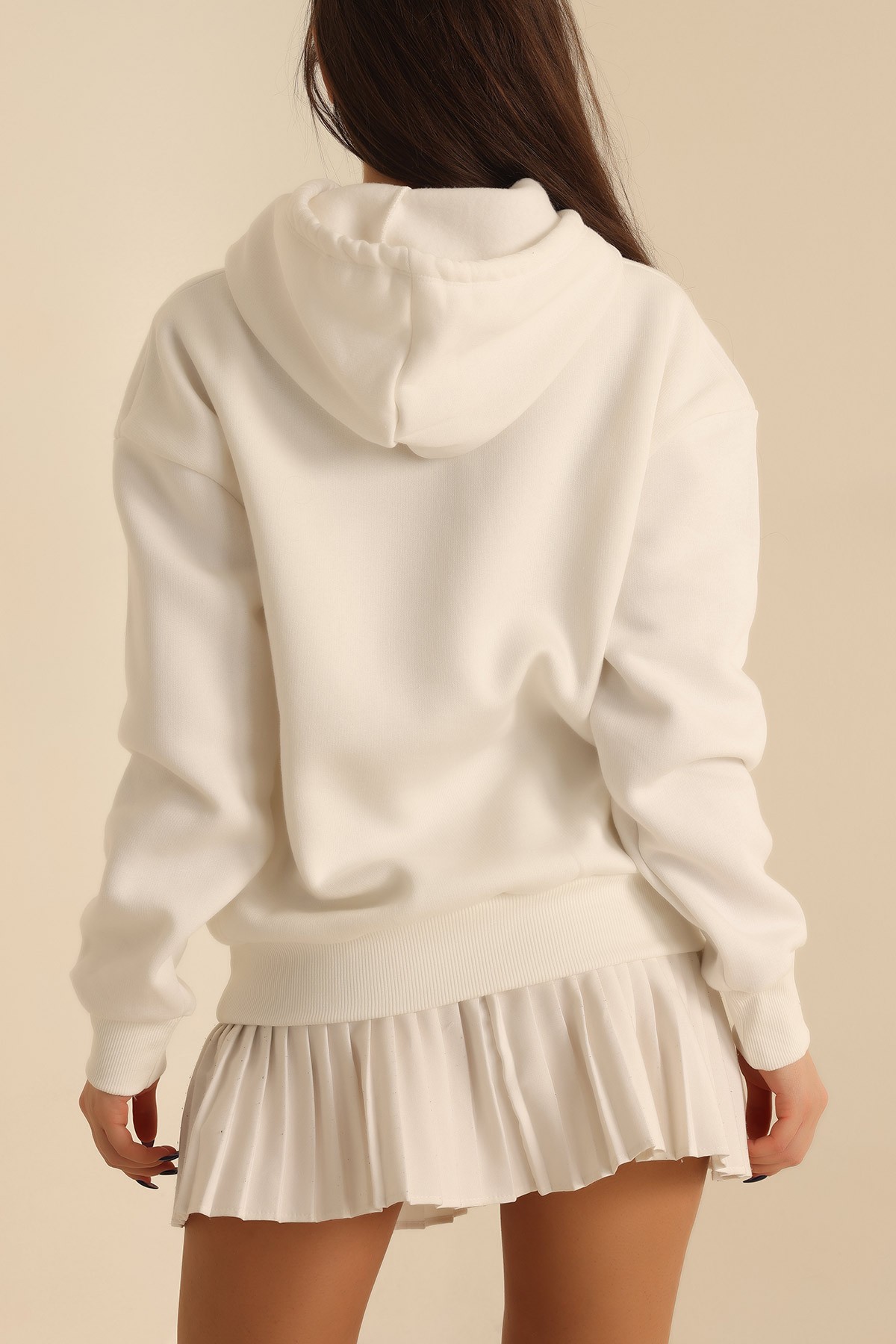 Beyaz Kalp Nakışlı Şardonlu Sweat 217555
