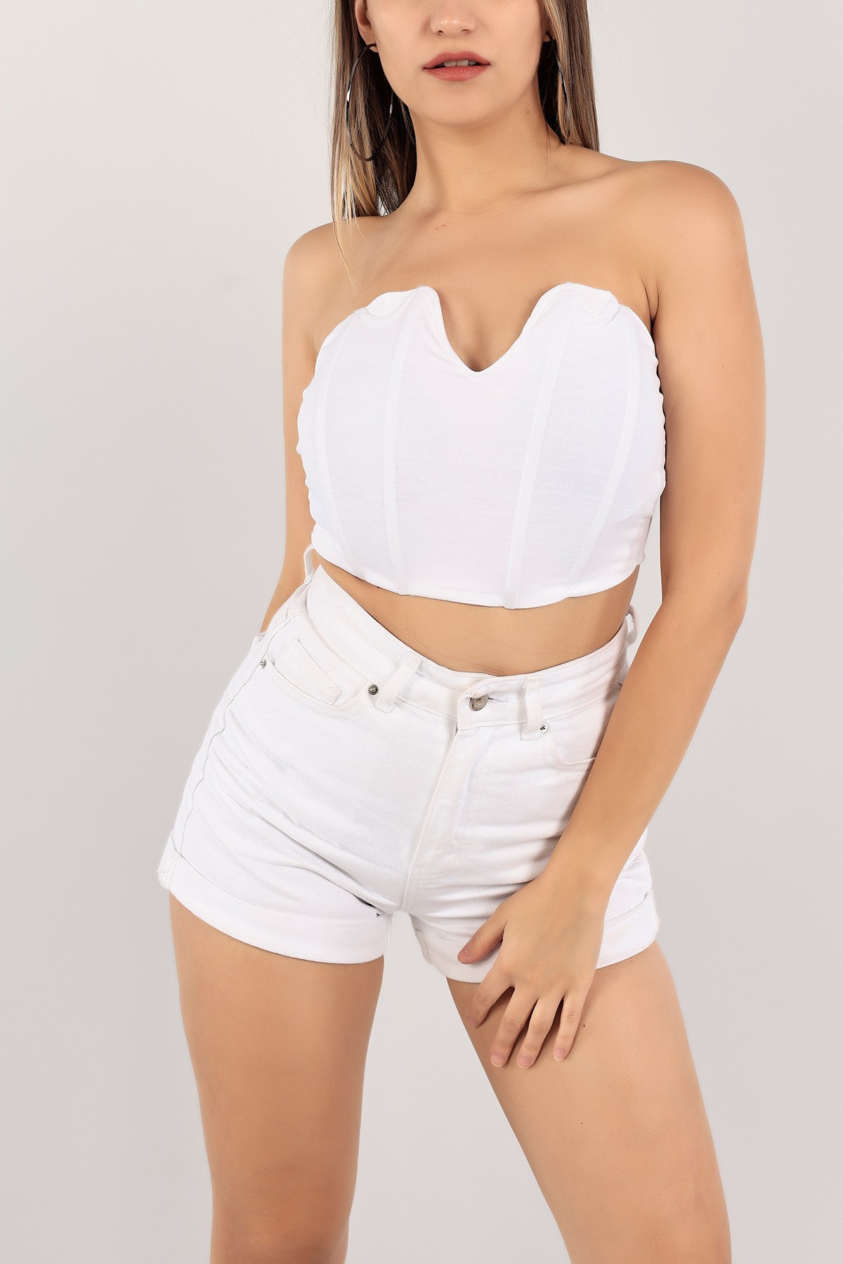 Beyaz Kalp Yaka Telli Crop Bluz 117834