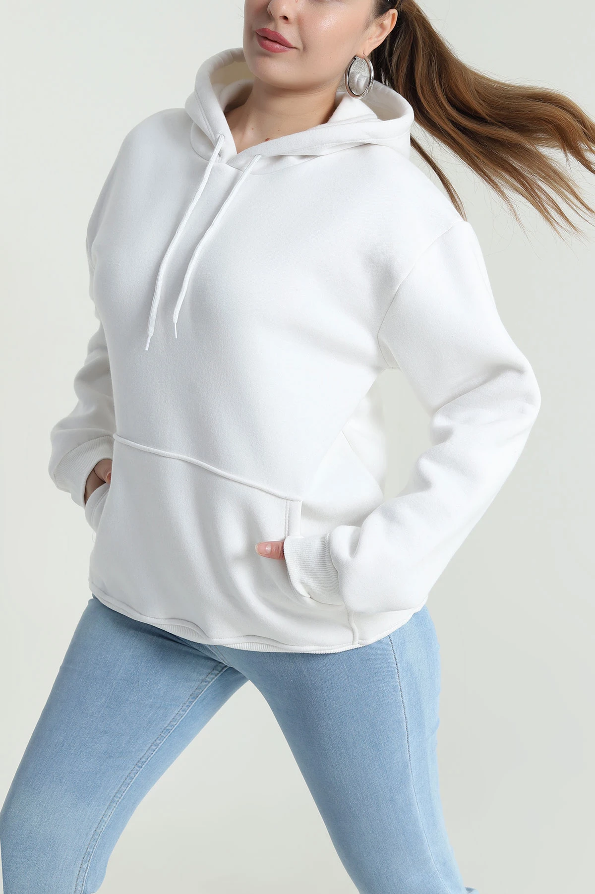 Beyaz Kapşonlu Şardonlu Üç İp Kadın Sweat 484644