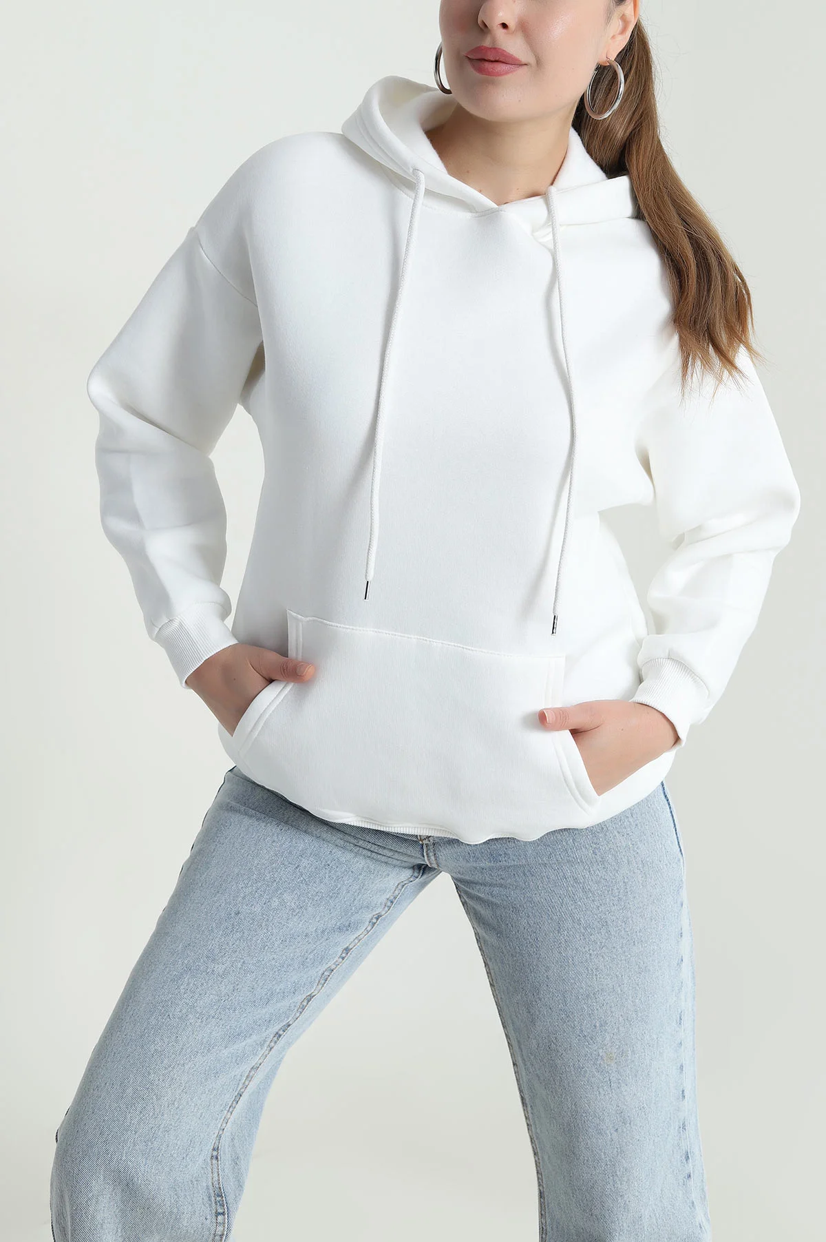 Beyaz Kapşonlu Şardonlu Üç İp Kadın Sweat 484981