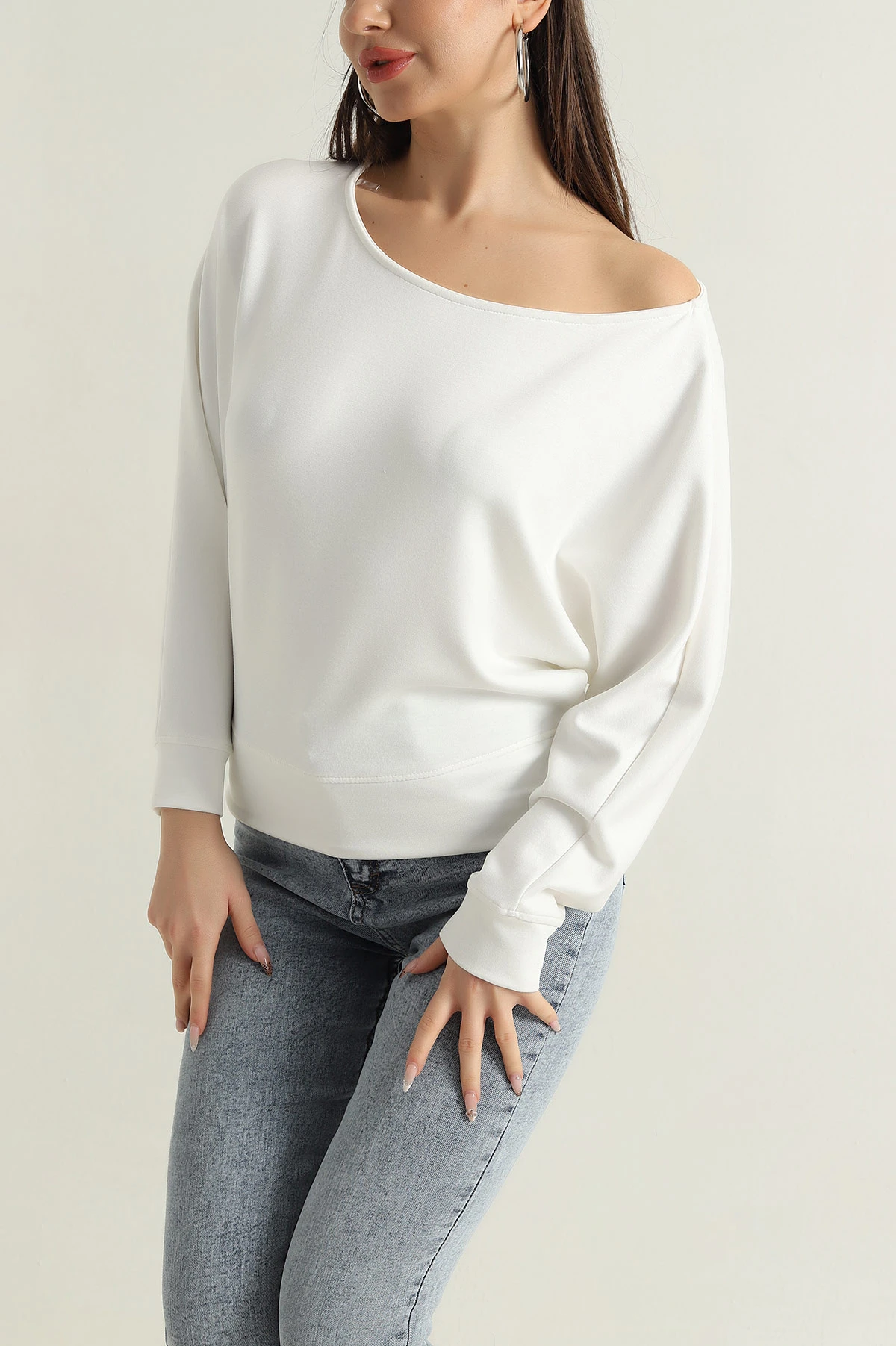 Beyaz Kayık Yaka Modal Kadın Bluz 415897