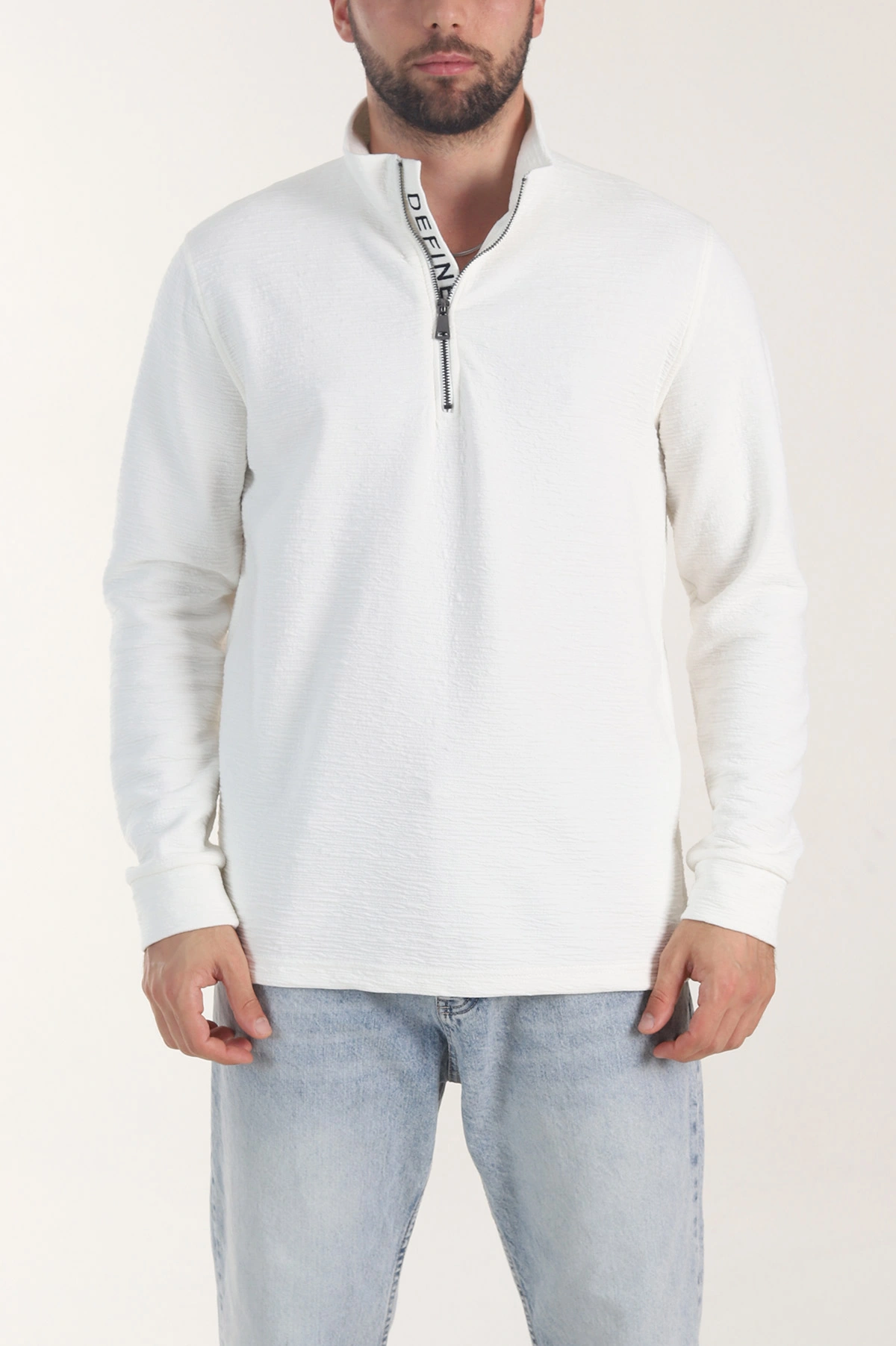 Beyaz Kırınkıl Kumaş Yarım Fermuarlı Erkek Sweatshirt 406827