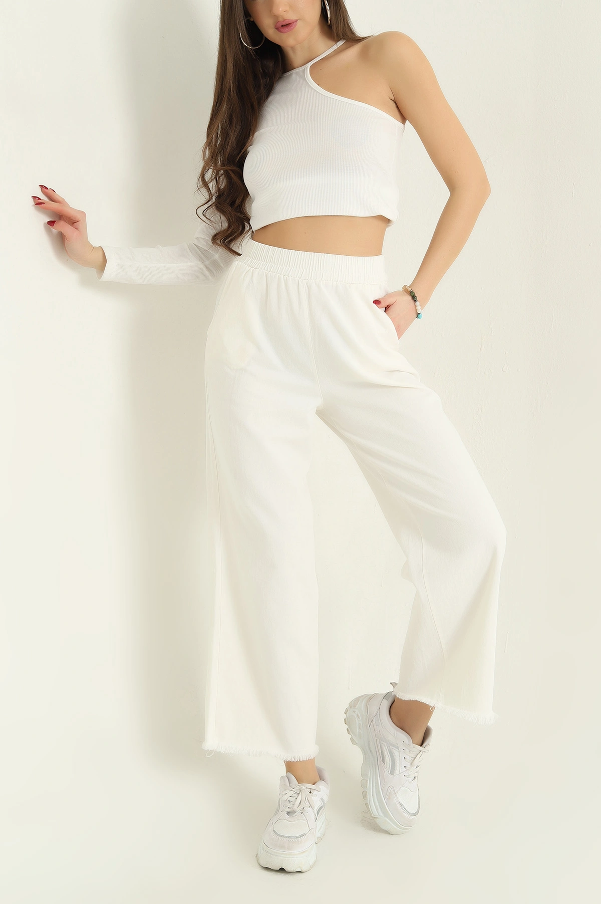 Beyaz Lazer Kesim Bel Lastikli Bayan Gabardin Pantolon 332717