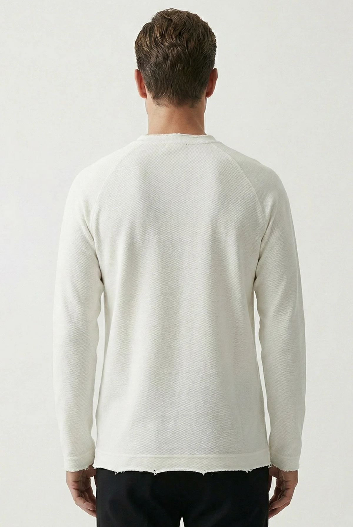 Beyaz Lazer Kesim Nakışlı Erkek Sweatshirt 422037