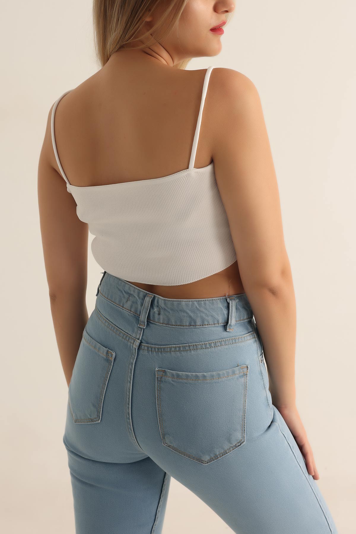Beyaz Likralı Bayan Triko Atlet 190177