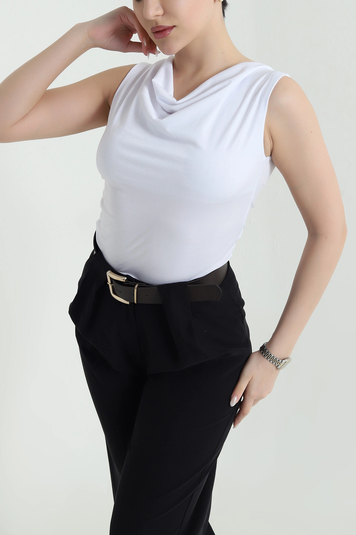 Beyaz Likralı Kolsuz Sandy Kadın Bluz 447926