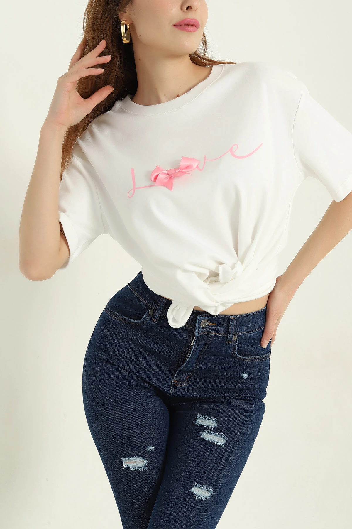 Beyaz Love Baskılı Fiyonklu  Süprem Kadın Tişört 366885