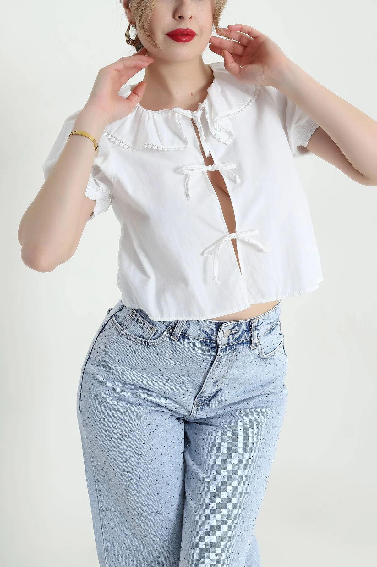 Beyaz Nakışlı Bebe Yaka Poplin Kadın Bluz 441247