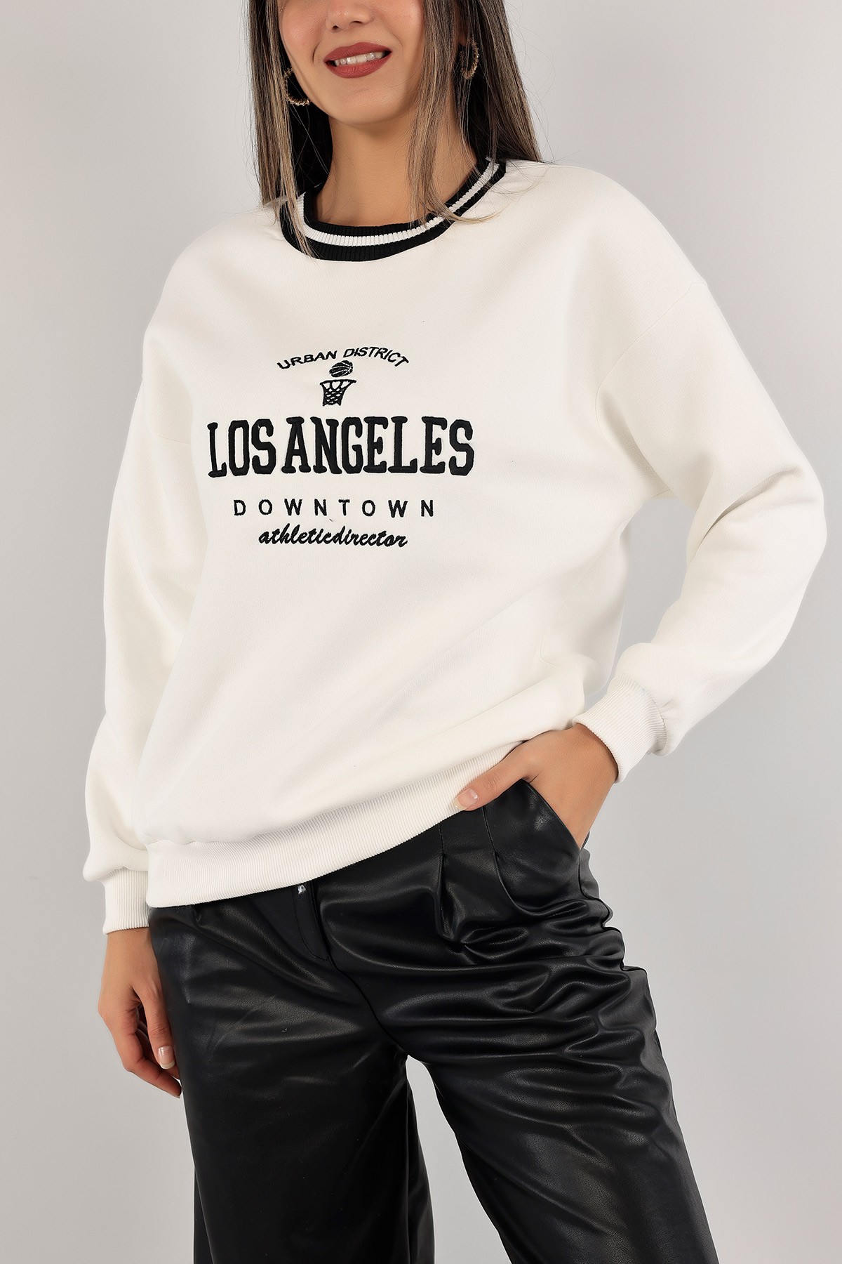 Beyaz Nakışlı Şardonlu Bayan Sweat 136929
