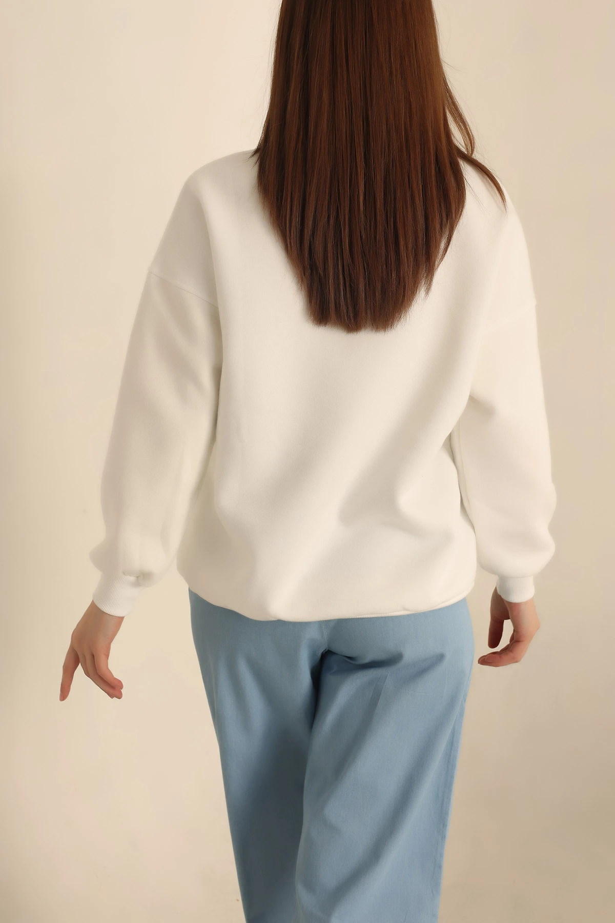 Beyaz Nakışlı Şardonlu Bayan Sweat 237630