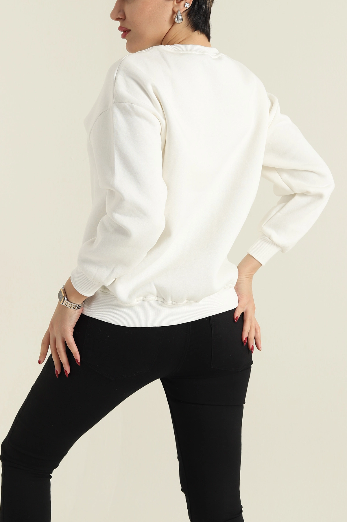 Beyaz Nakışlı Şardonlu Üç İp Kadın Sweat 418321