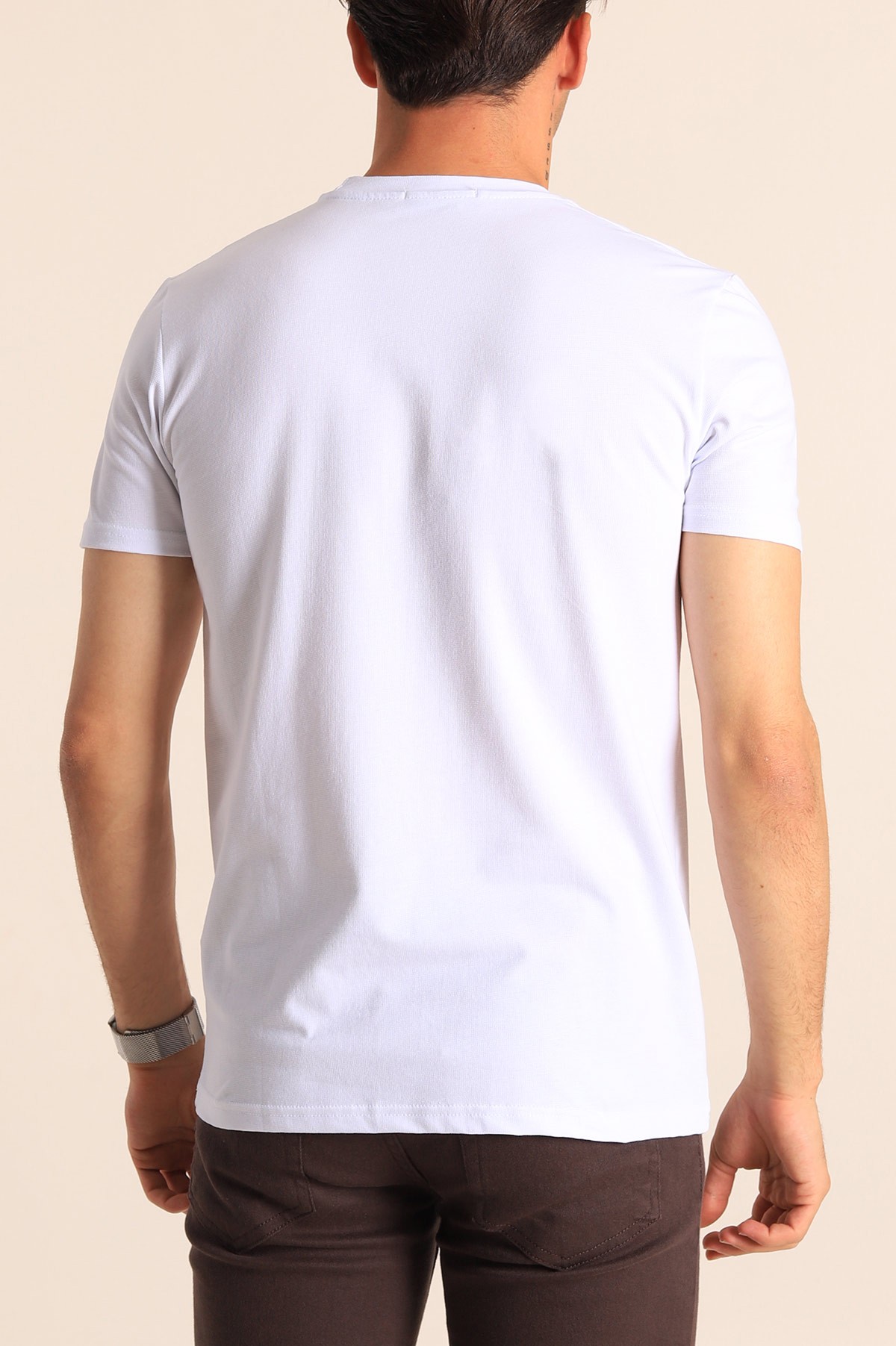 Beyaz Oversize Göğüs Kabartma Yazılı Erkek Tişört 181428