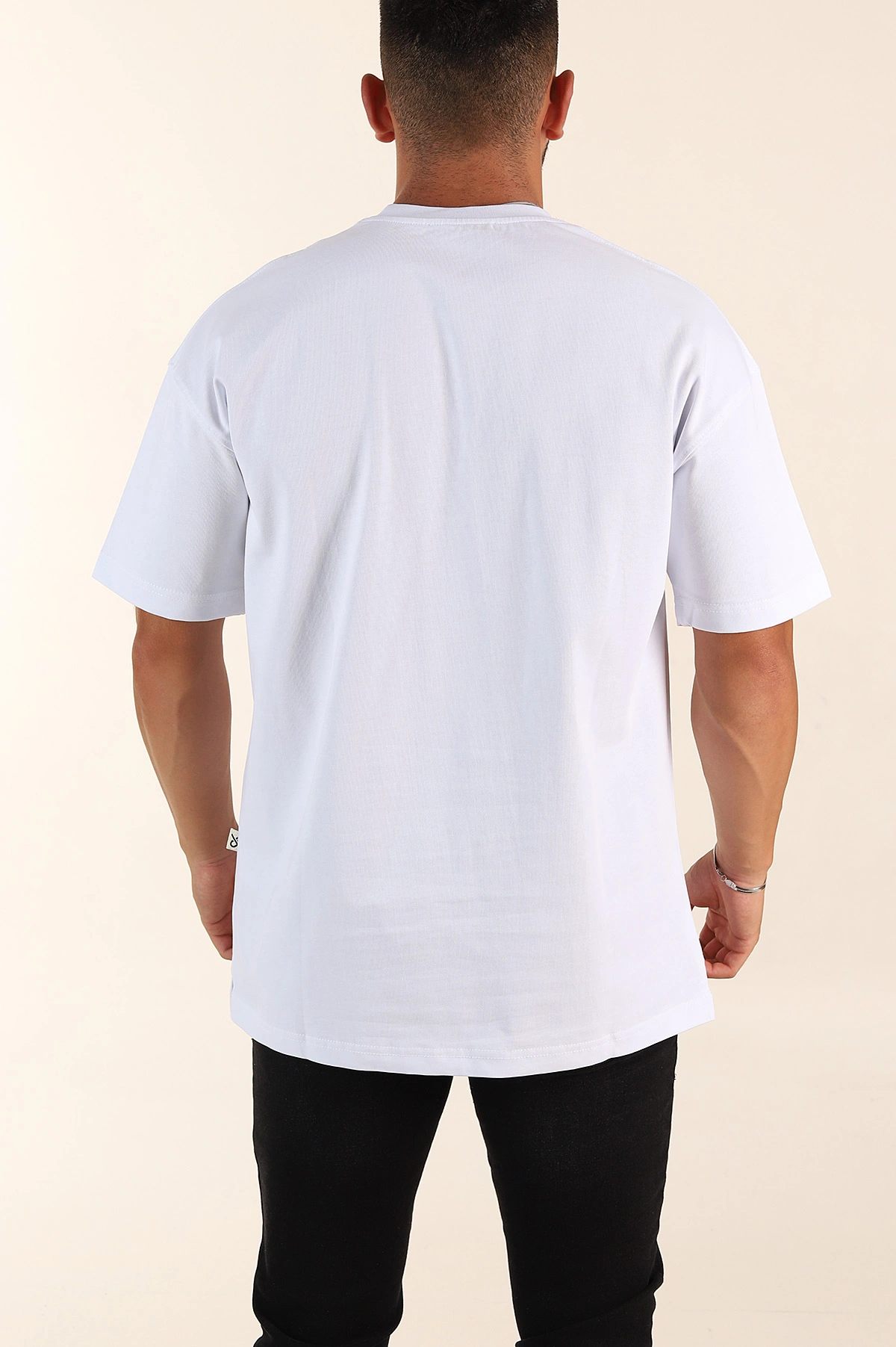 Beyaz Oversize Kabartma Yazı Detaylı Erkek Tişört 358096