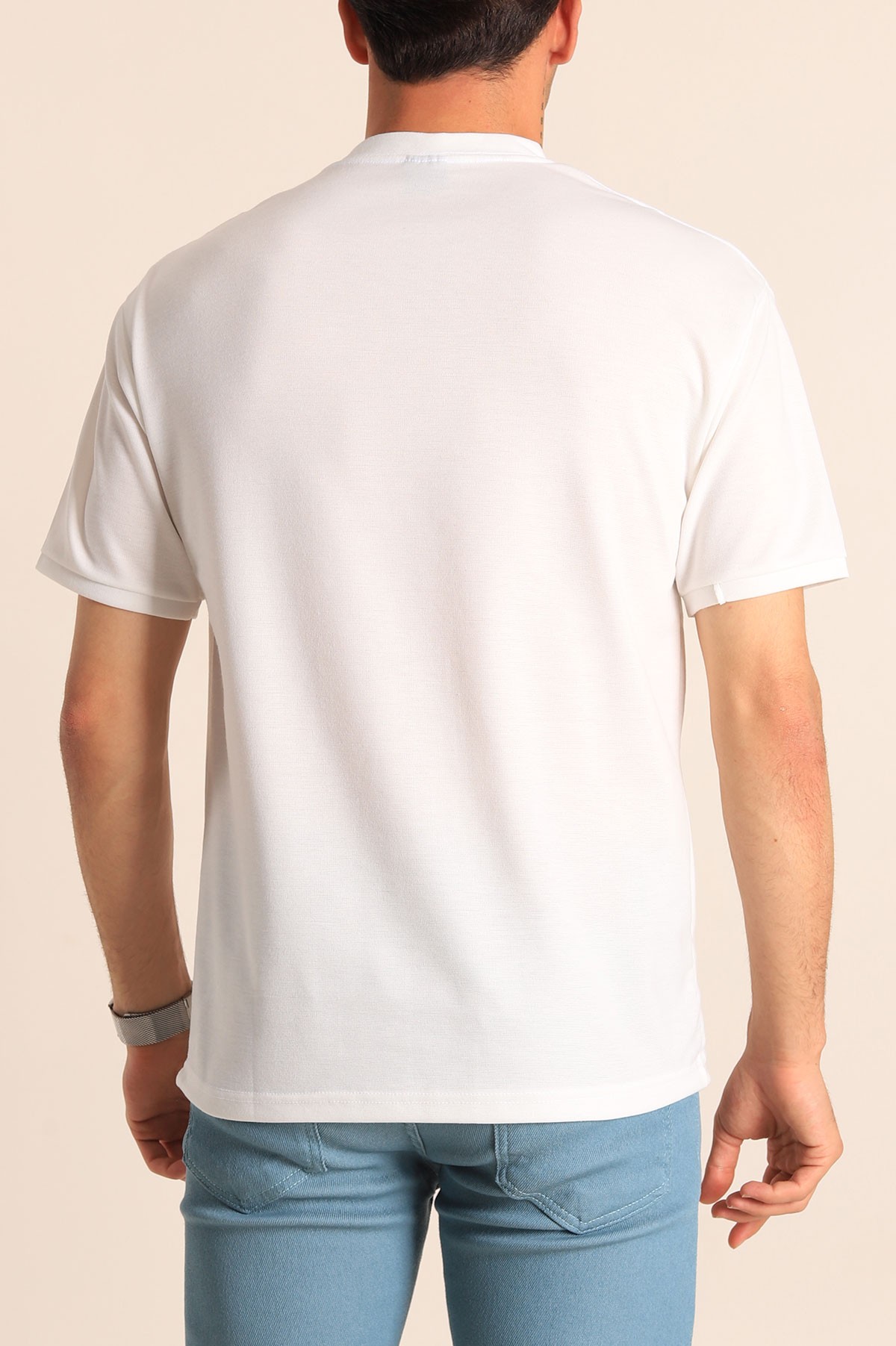 Beyaz Oversize Kabartma Yazılı Dikişli Erkek Tişört 181823