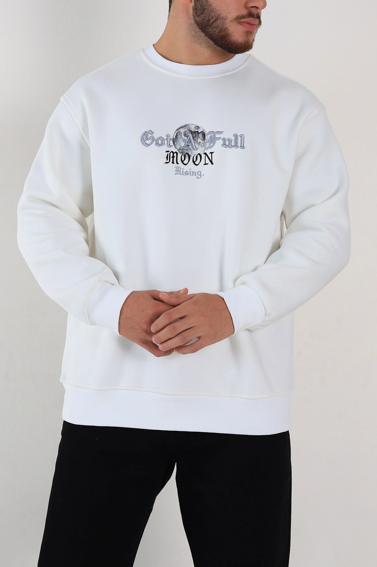 Beyaz Oversize Sırt Nakış Detaylı Baskılı Erkek Sweatshirt 306977