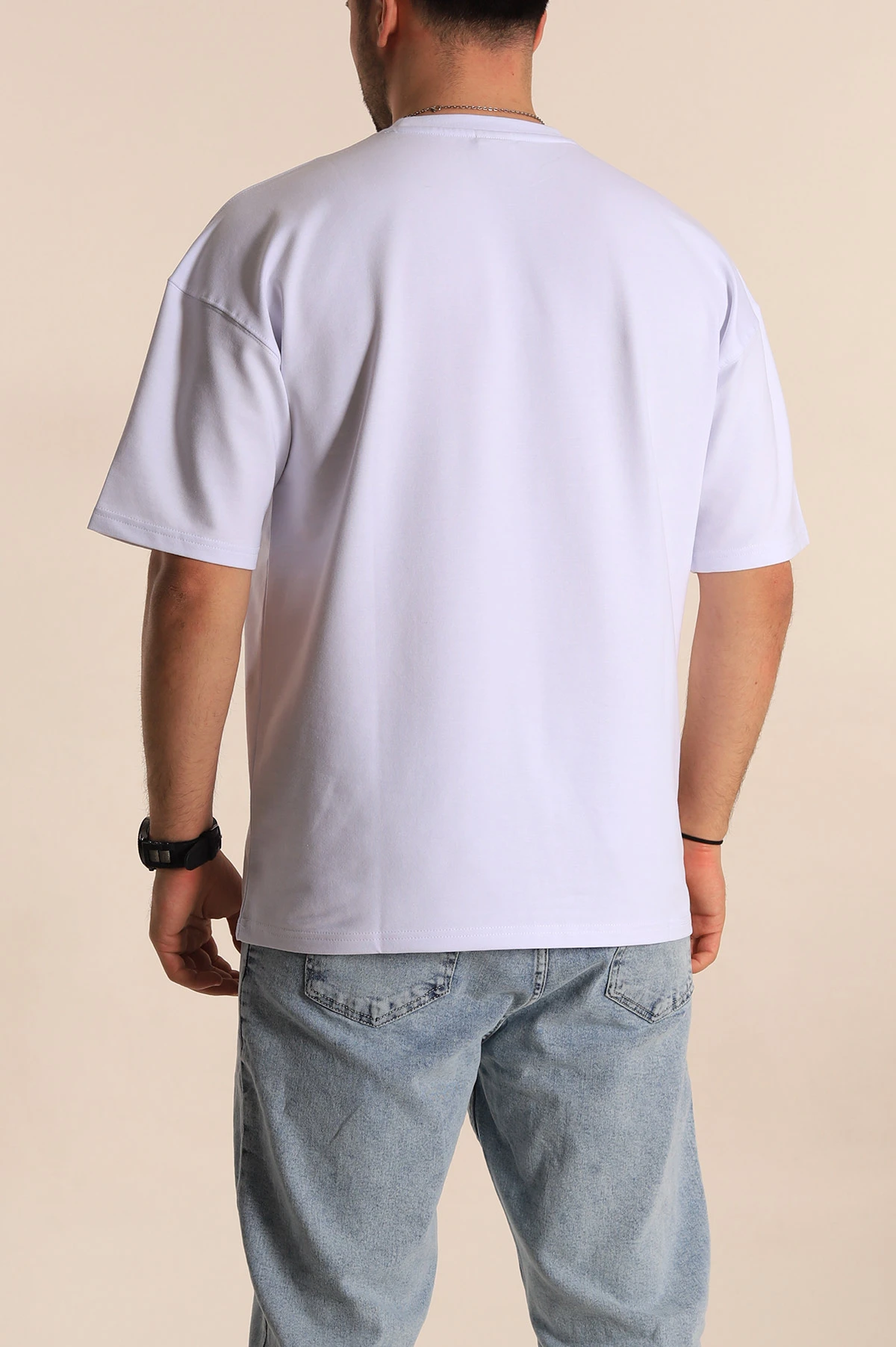 Beyaz Oversize Suprem Kumaş Kabartma Yazılı Erkek Tişört 267452