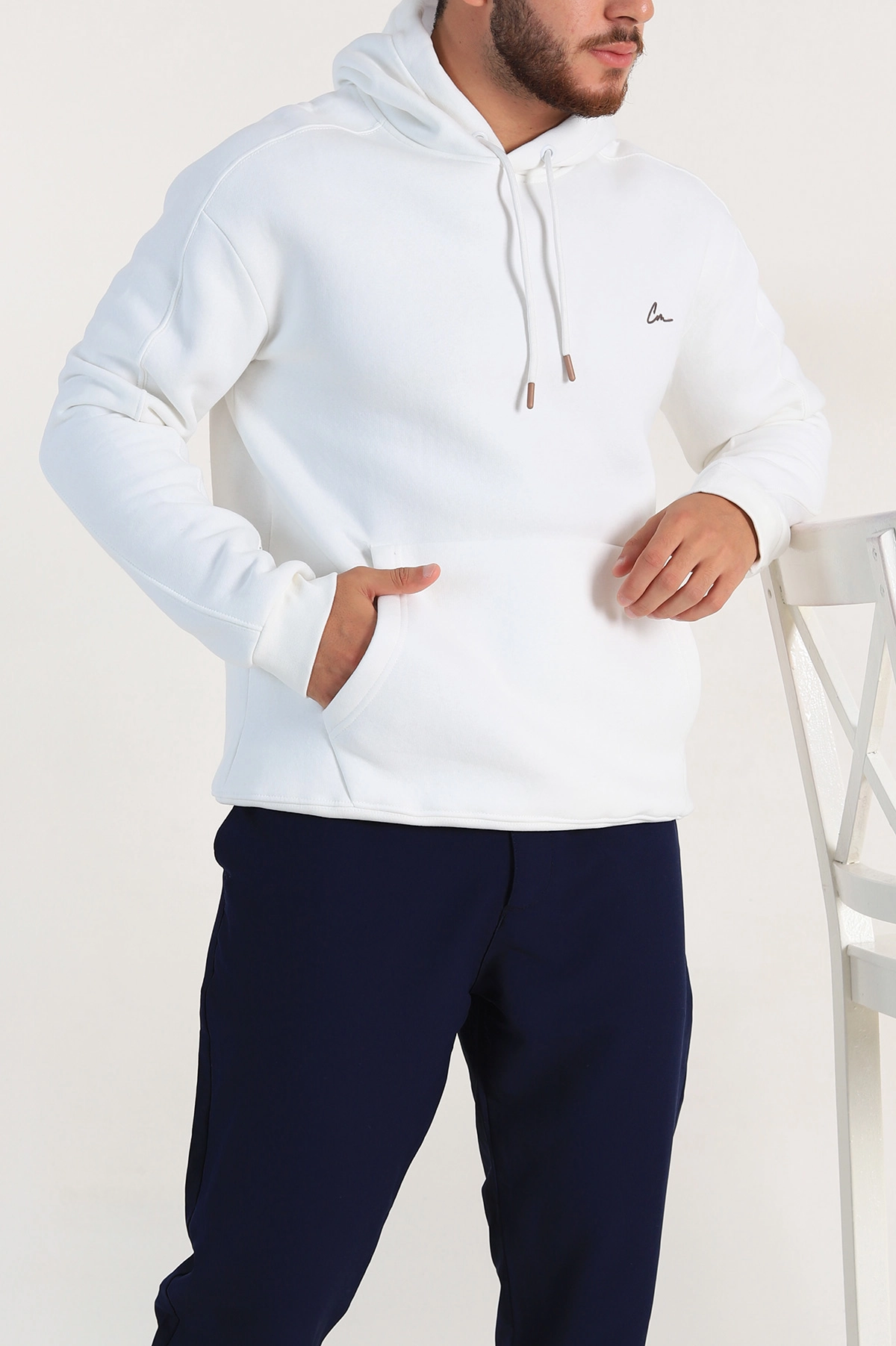 Beyaz Oversize Üç İp Şardonlu Kapüşonlu Sweatshirt 300921