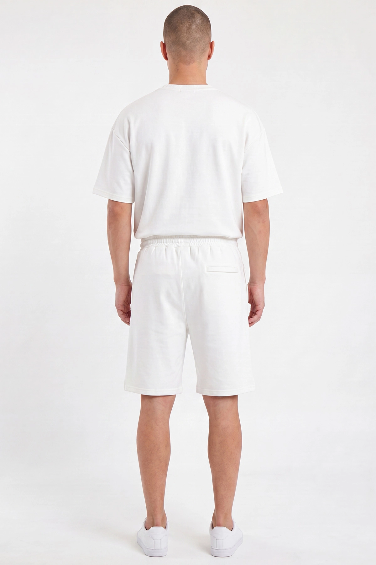Beyaz Oysho Kumaş Oversize Erkek Şortlu Takım 467618