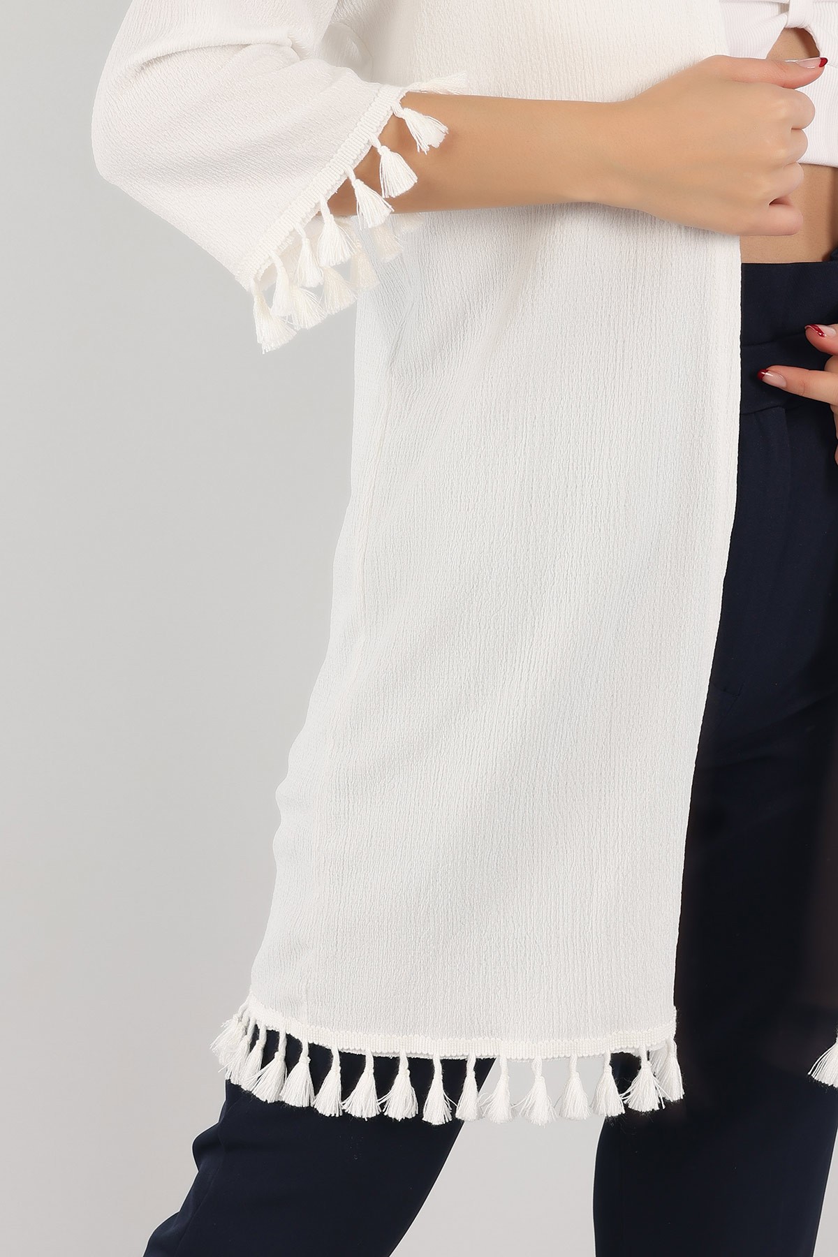 Beyaz Püskül Tasarım Krinkıl Kimono Hırka 150534