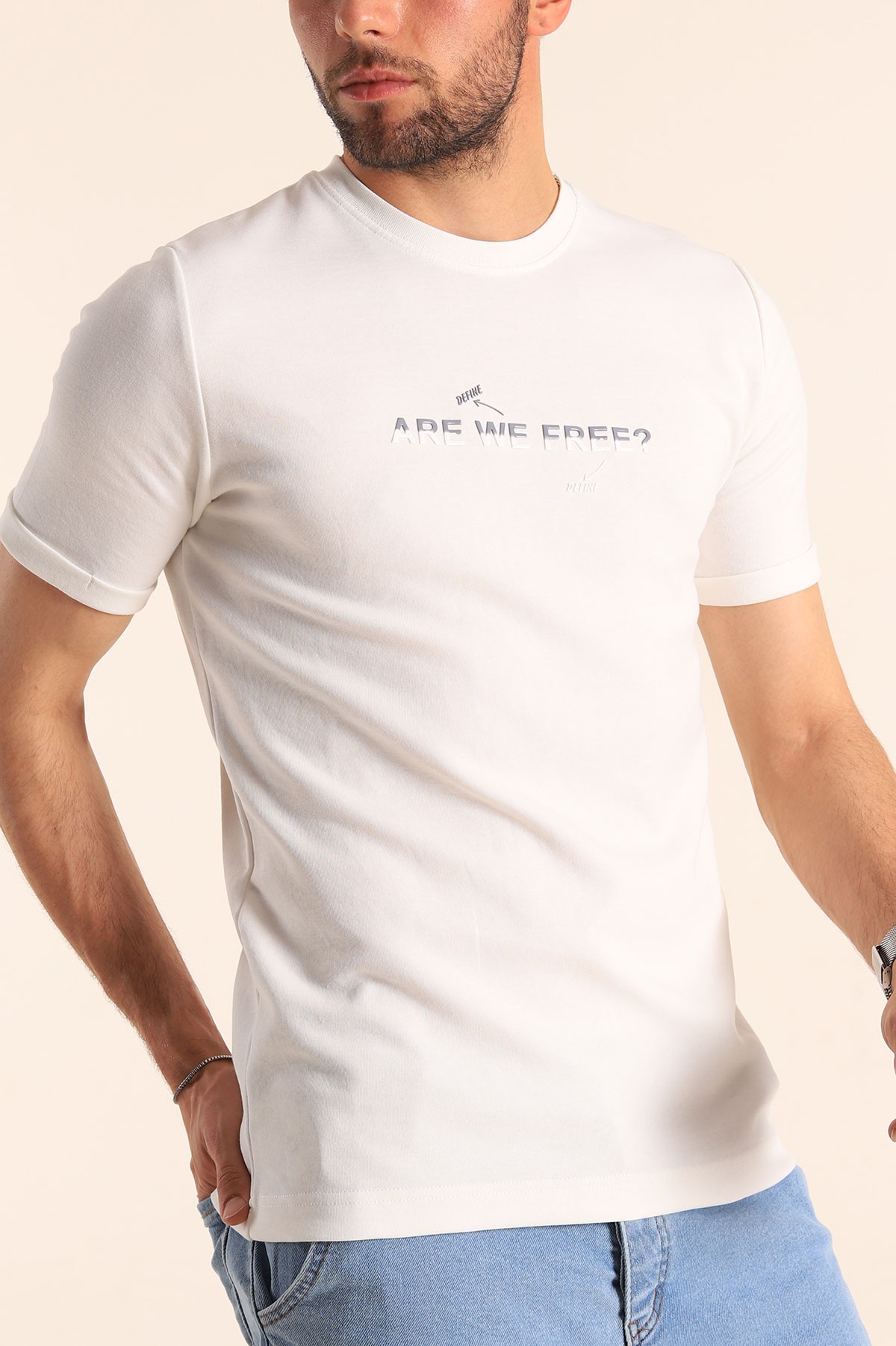 Beyaz Regular Fit Are We Free Kabartmalı Erkek Tişört 187551