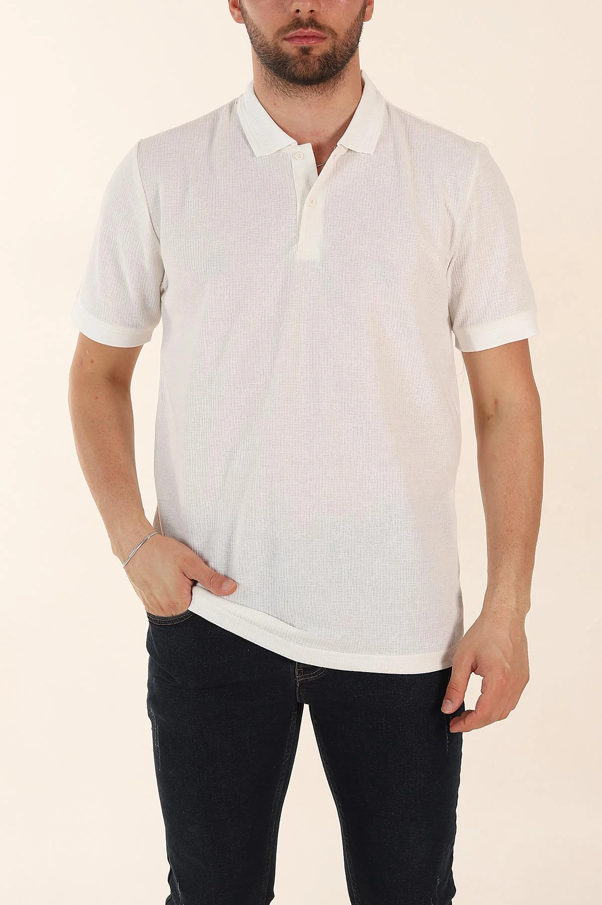 Beyaz Regular Fit Dokulu Düğmeli Polo Yaka Erkek Triko Tişört 370073