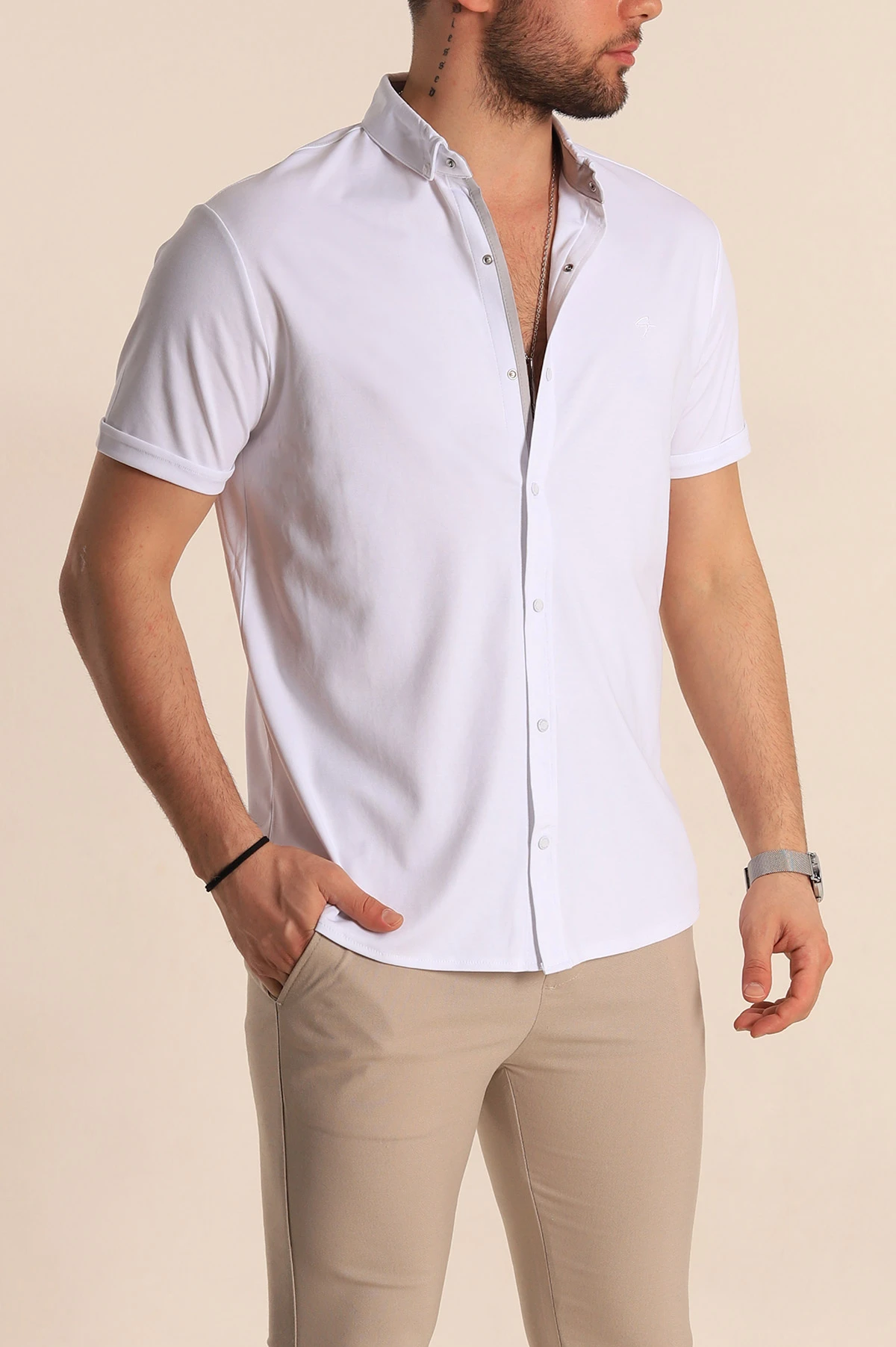 Beyaz Regular Fit Jakarlı Çıt Çıt Düğmeli Kısa Kollu Erkek Gömlek 263730