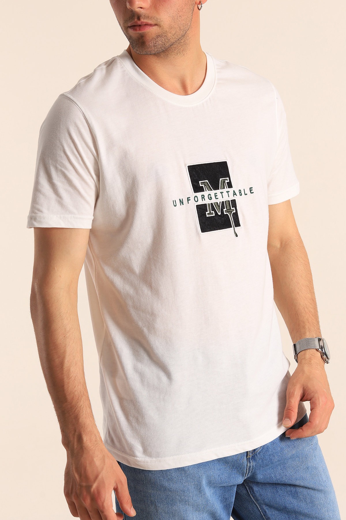 Beyaz Regular Fit Logo Detay Erkek Tişört 182205