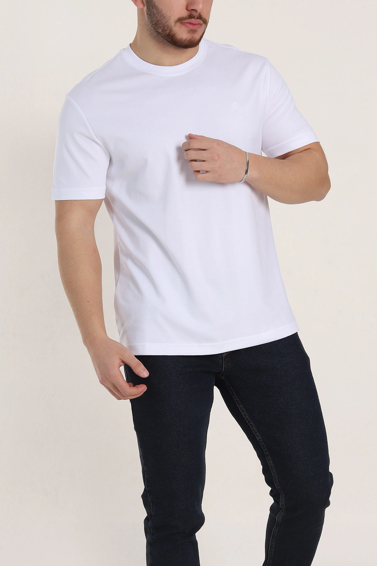 Beyaz Regular Fit Nakış Logo Detaylı Basic Erkek Tişört 338457