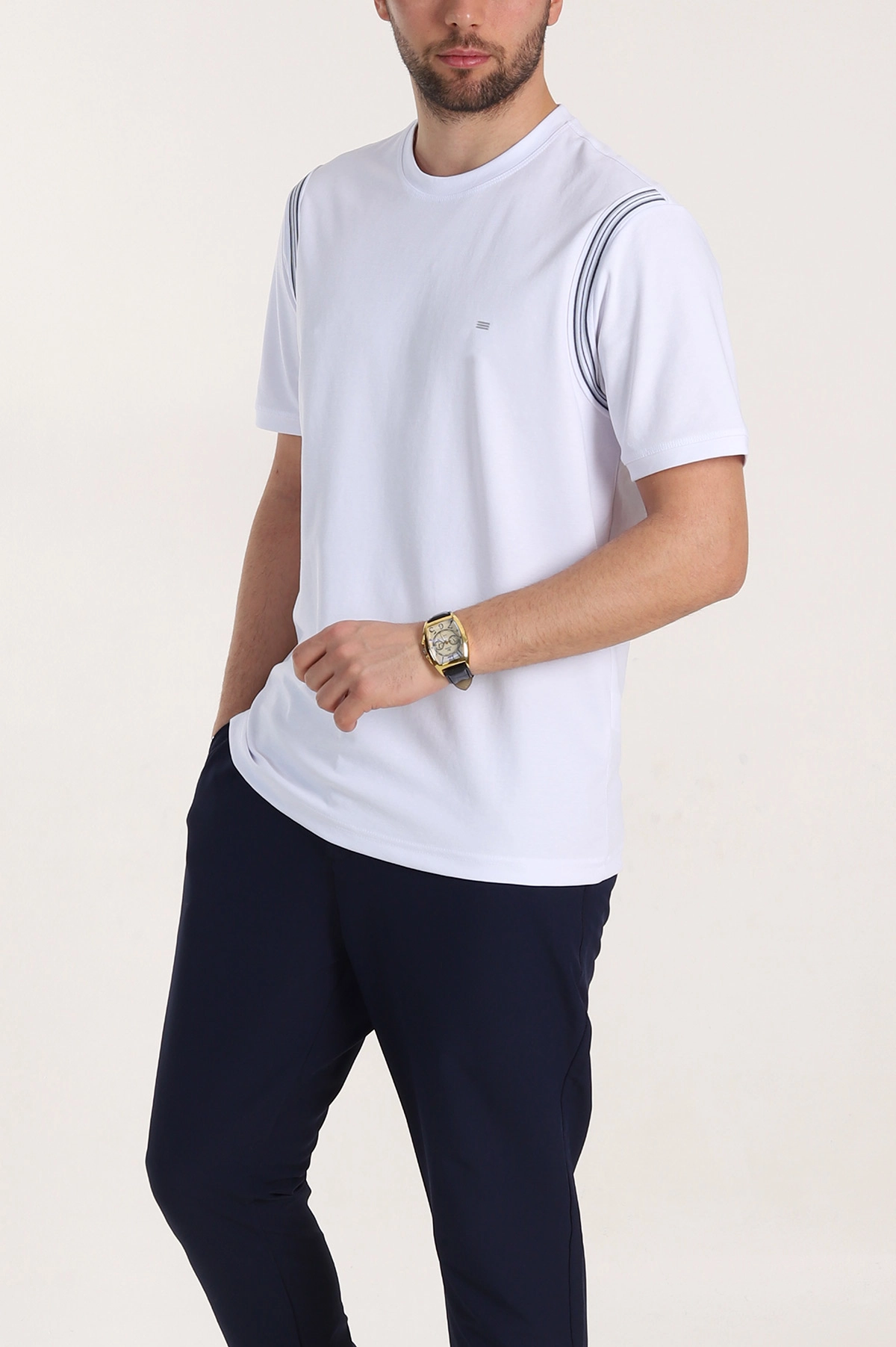 Beyaz Regular Fit Omuz Şerit Detaylı Basic Erkek Tişört 338467