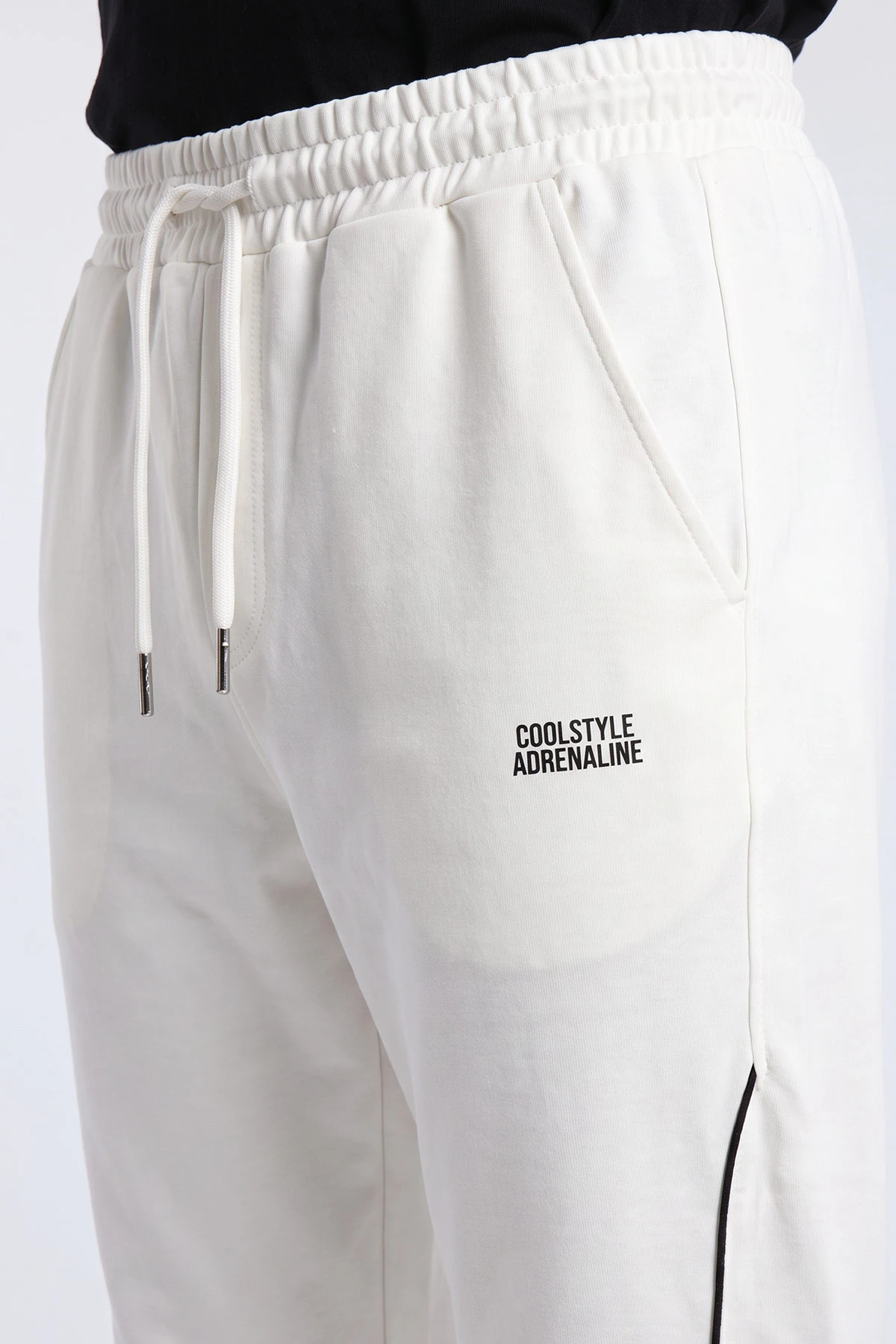 Beyaz Regular Fit Şerit Detaylı Paça Lastikli Erkek Eşofman Altı 483370