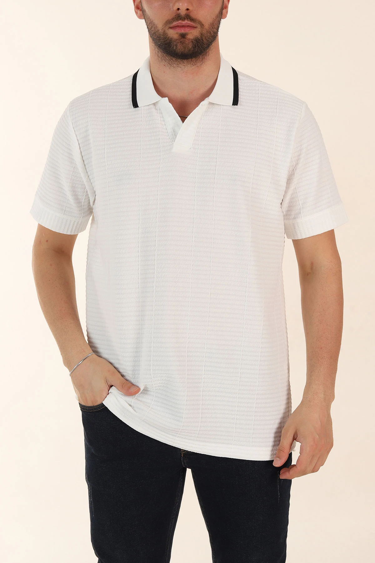 Beyaz Relaxed Fit Çizgi Detaylı Polo Yaka Erkek Tişört 370322