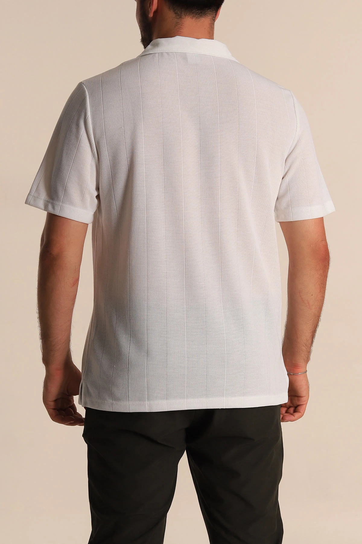 Beyaz Relaxed Fit Çizgi Dokulu Fermuarlı Polo Yaka Erkek Tişört 278931