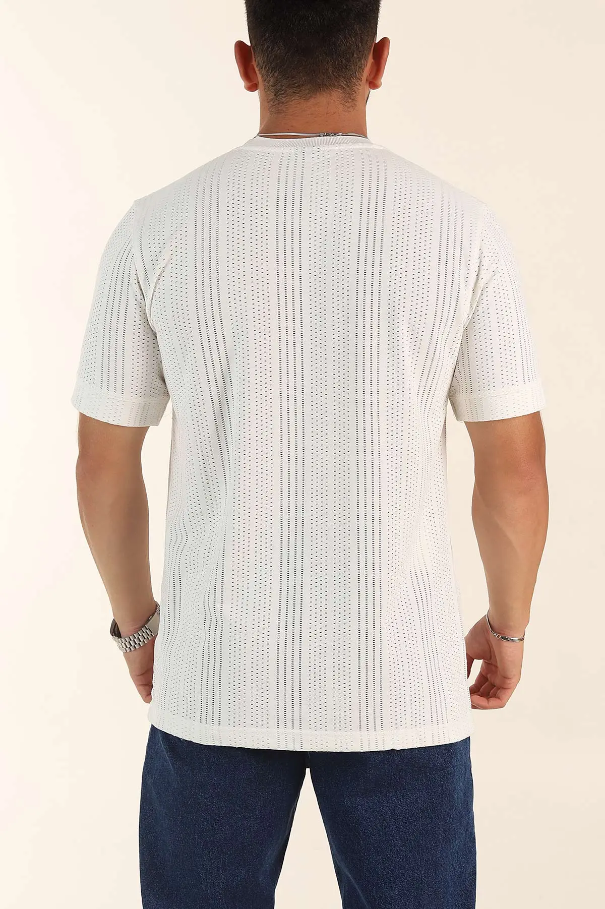 Beyaz Relaxed Fit Delikli Tasarım Yazı Detay Erkek Tişört 373076