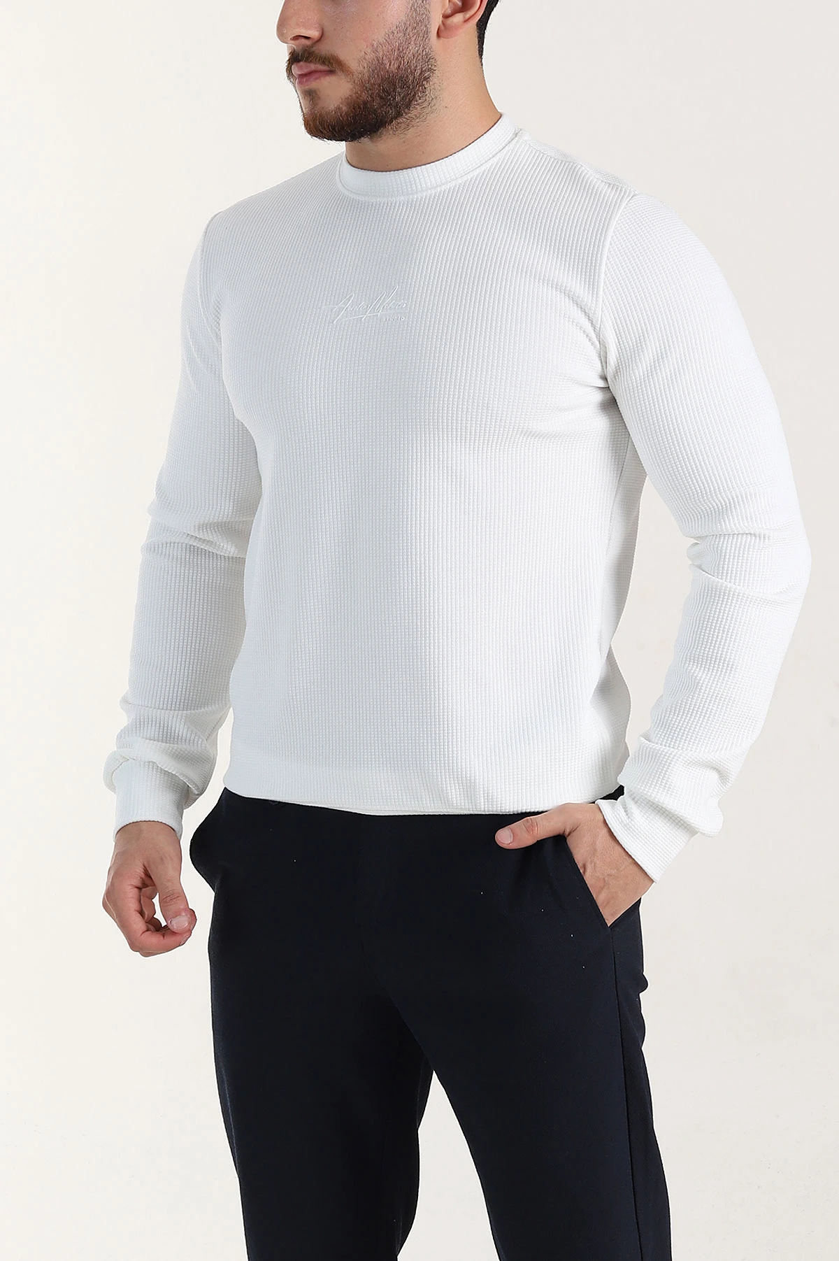 Beyaz Relaxed Fit Dokulu Kabartma Yazı Detaylı Erkek Sweatshirt 398548