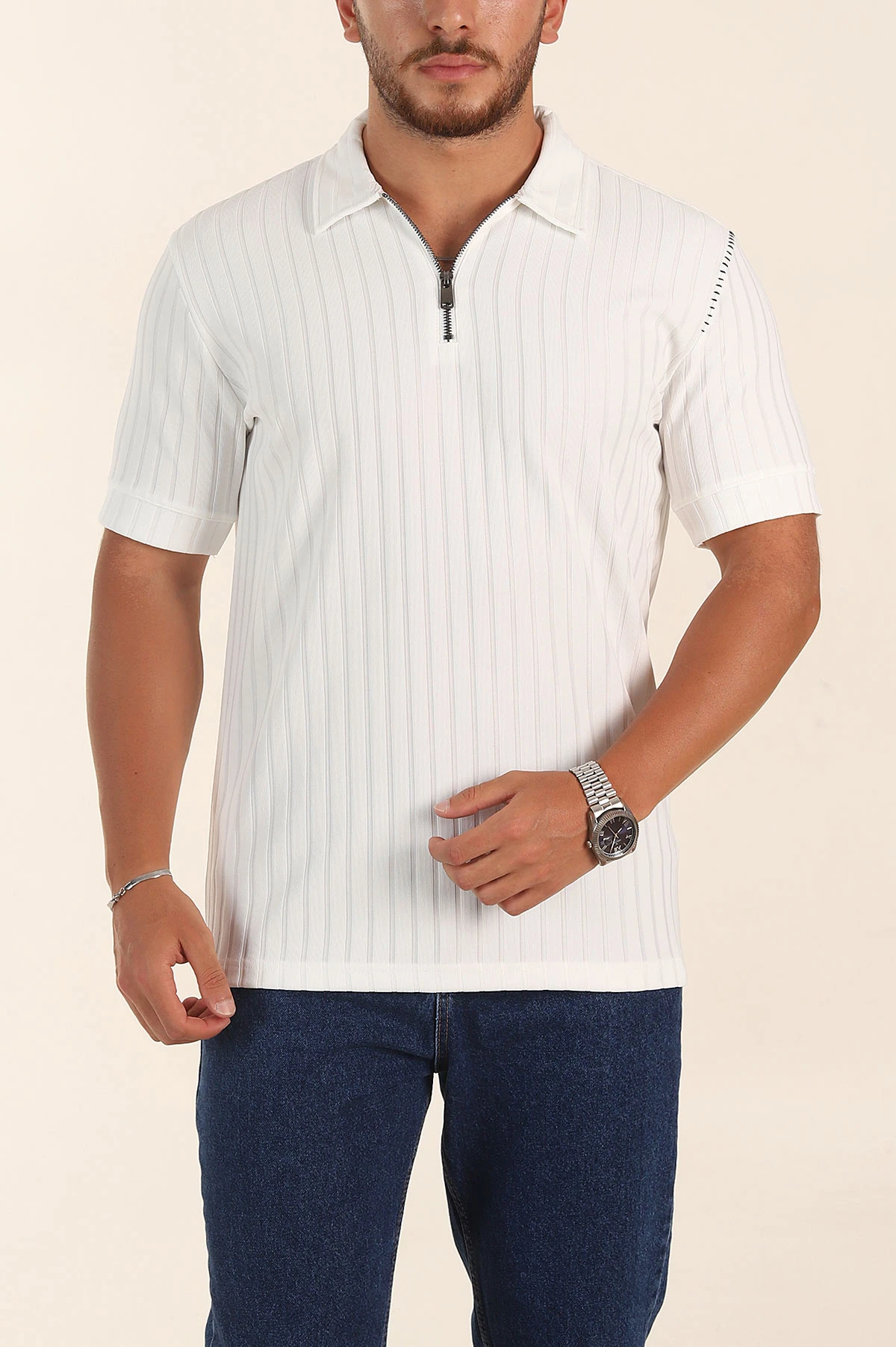 Beyaz Relaxed Fit Fitilli Doku Fermuarlı Polo Yaka Erkek Tişört 373054