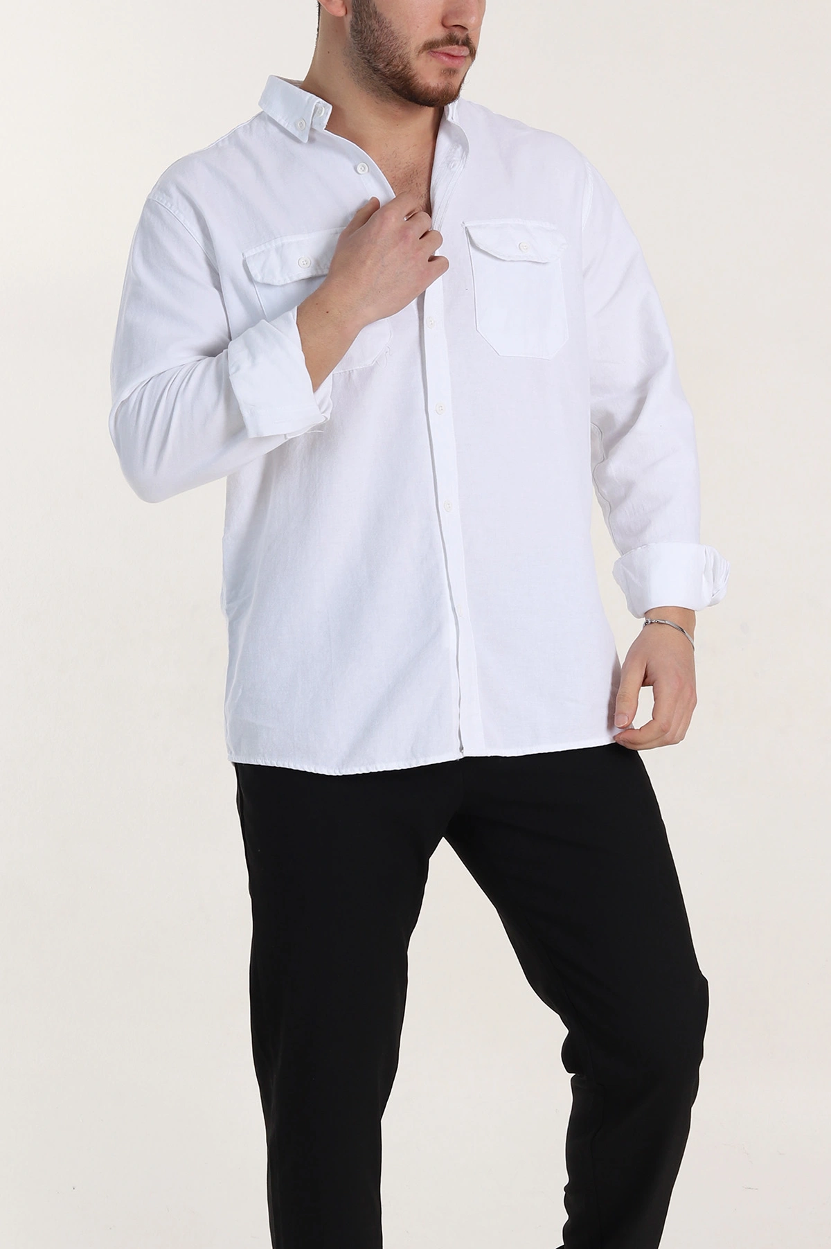 Beyaz Relaxed Fit Gabardin Çift Cep Detaylı Ata Yaka Erkek Gömlek 339107