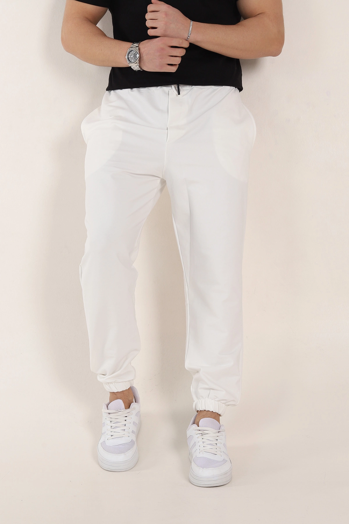 Beyaz Relaxed Fit İki İp Paça Lastikli Eşofman Altı 347597