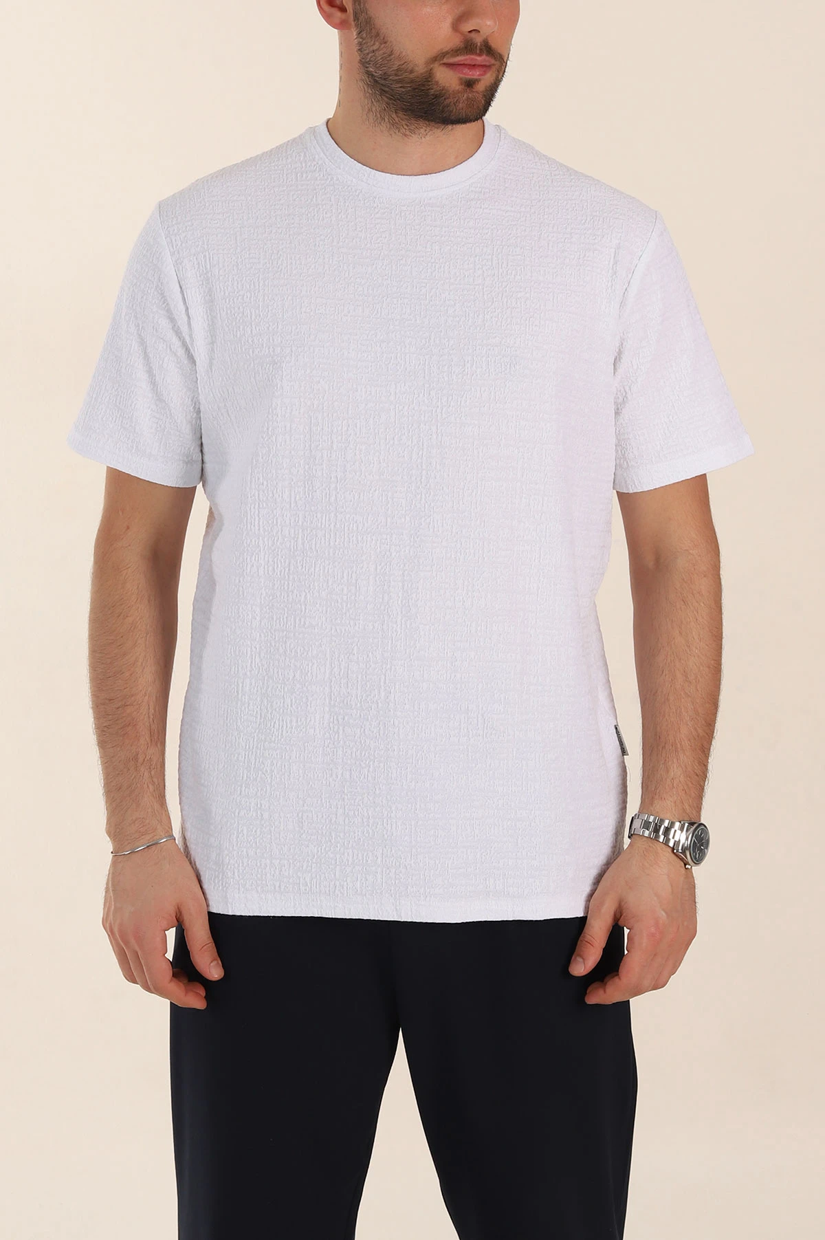 Beyaz Relaxed Fit Kabartma Desenli Basic Erkek Tişört 358110