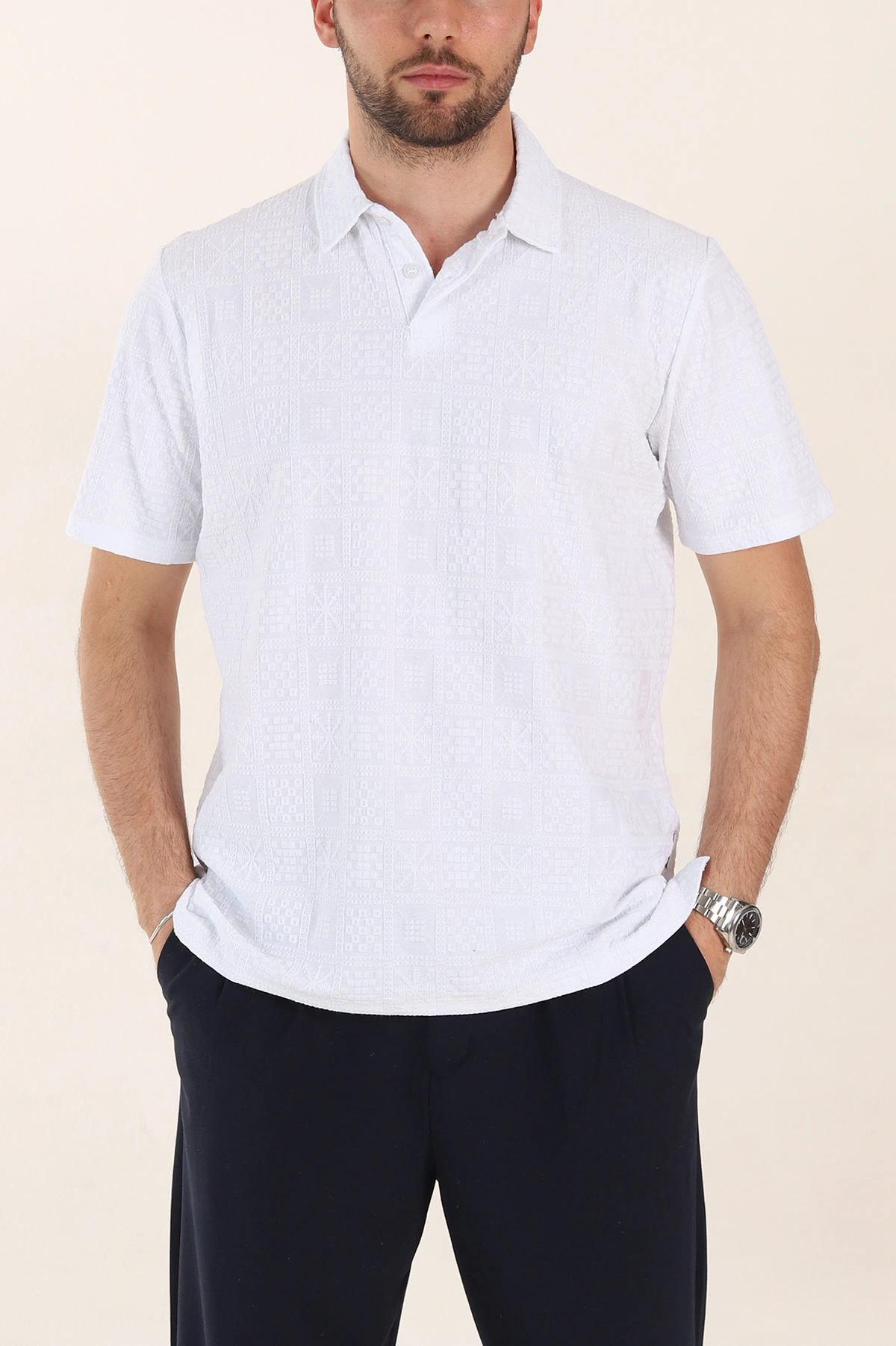 Beyaz Relaxed Fit Kabartma Desenli Düğmeli Polo Yaka Erkek Tişört 358082