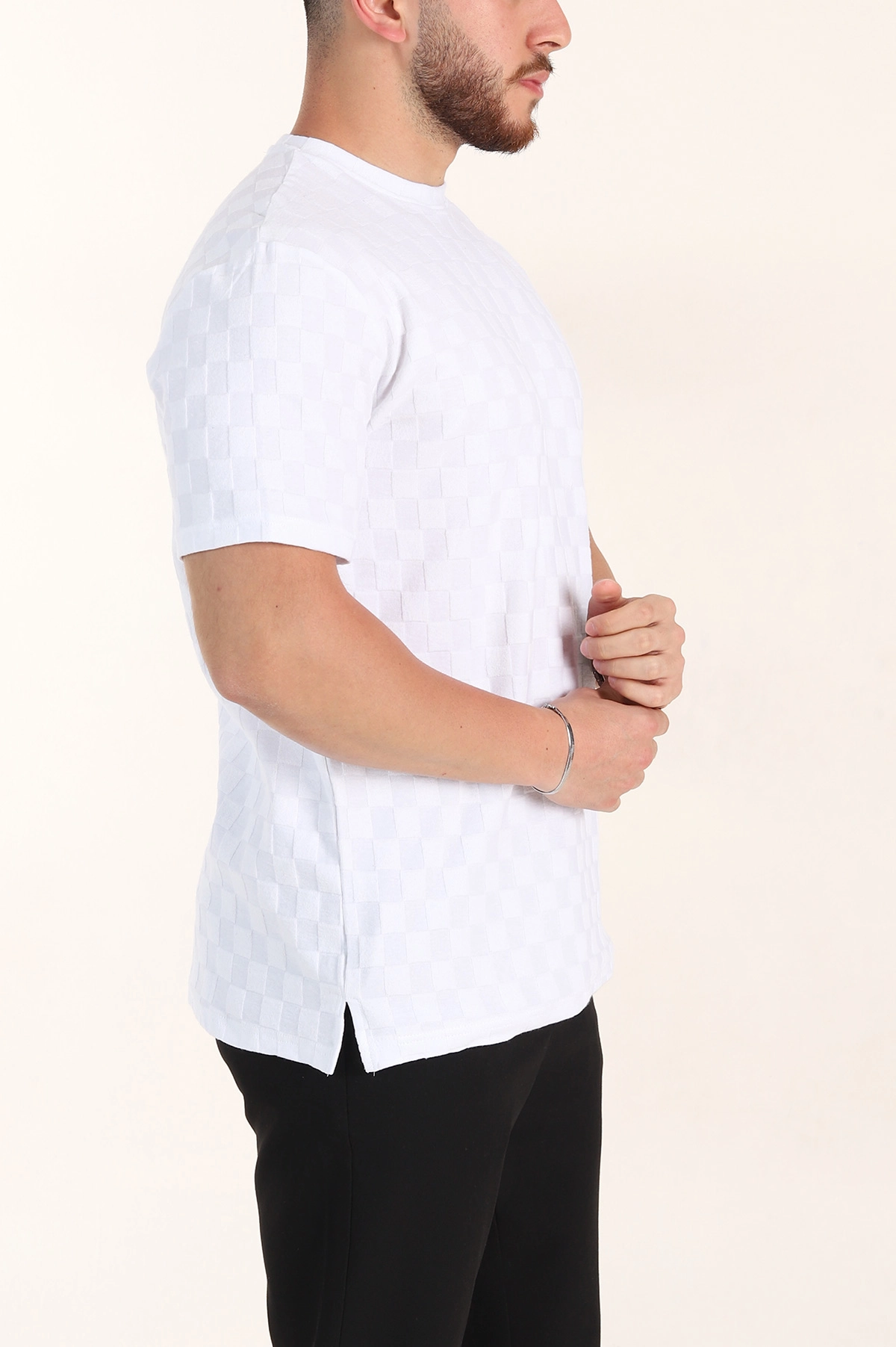 Beyaz Relaxed Fit Kare Dokulu Erkek Tişört 358004