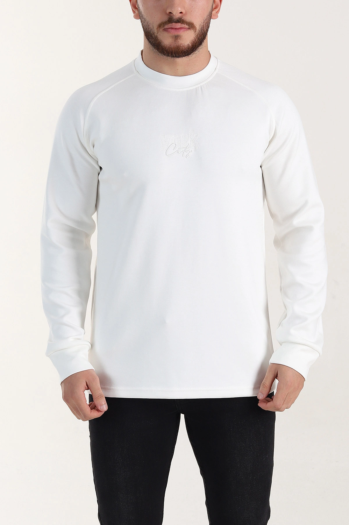 Beyaz Relaxed Fit Oysho Kumaş Nakış Detaylı Erkek Sweatshirt 399471