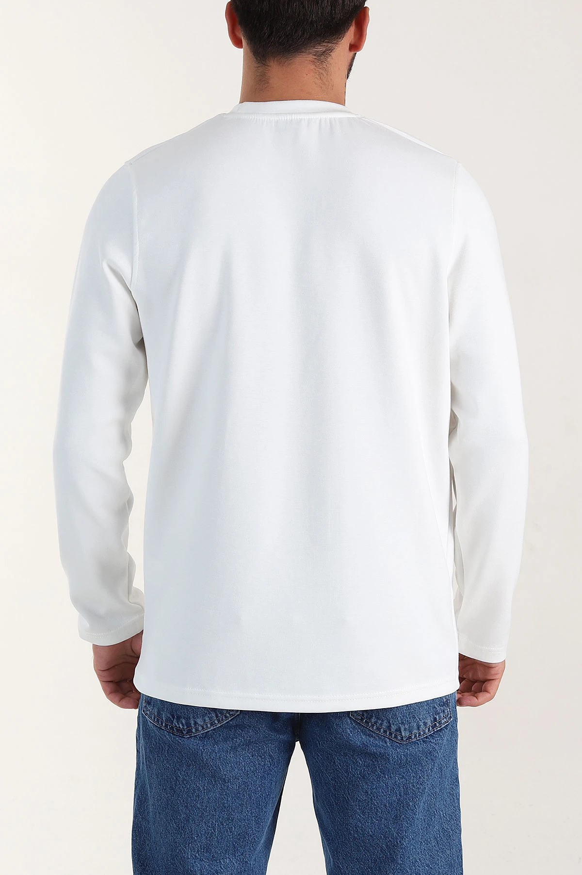 Beyaz Relaxed Fit Oysho Kumaş Nakışlı Yazı Detay Erkek Sweatshirt 399390