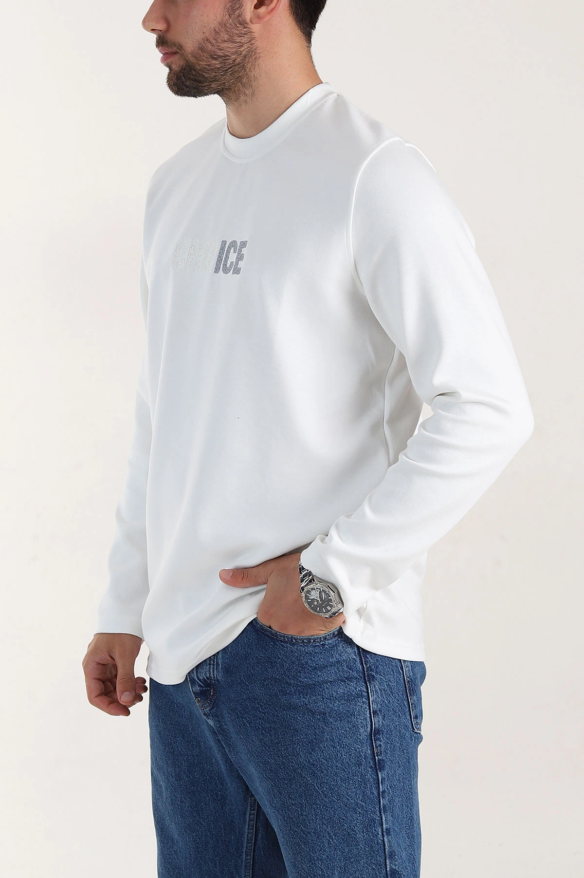 Beyaz Relaxed Fit Oysho Kumaş Nakışlı Yazı Detay Erkek Sweatshirt 399390