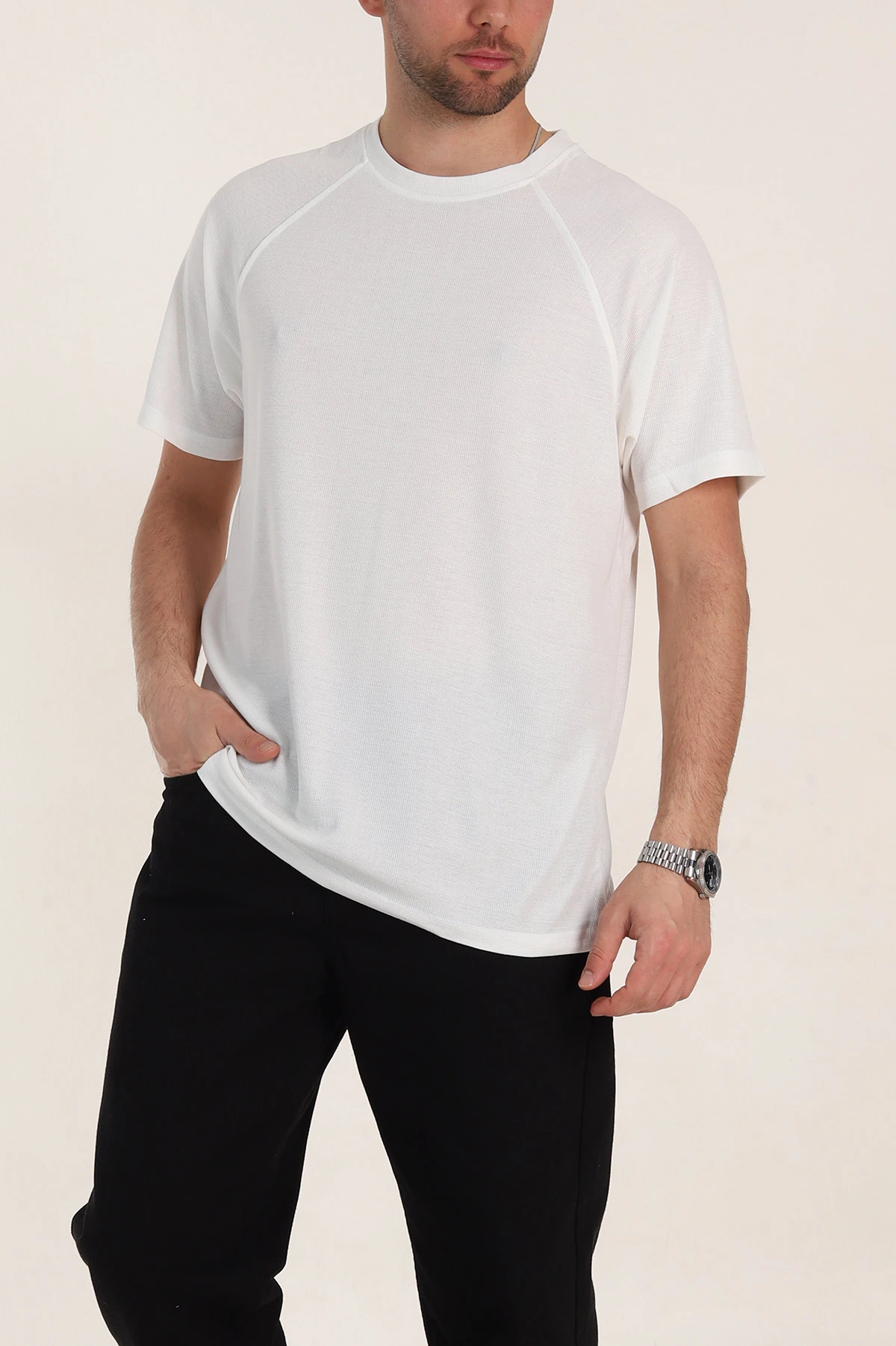 Beyaz Relaxed Fit Petek Dokulu Reglan Kol Basic Erkek Tişört 352028