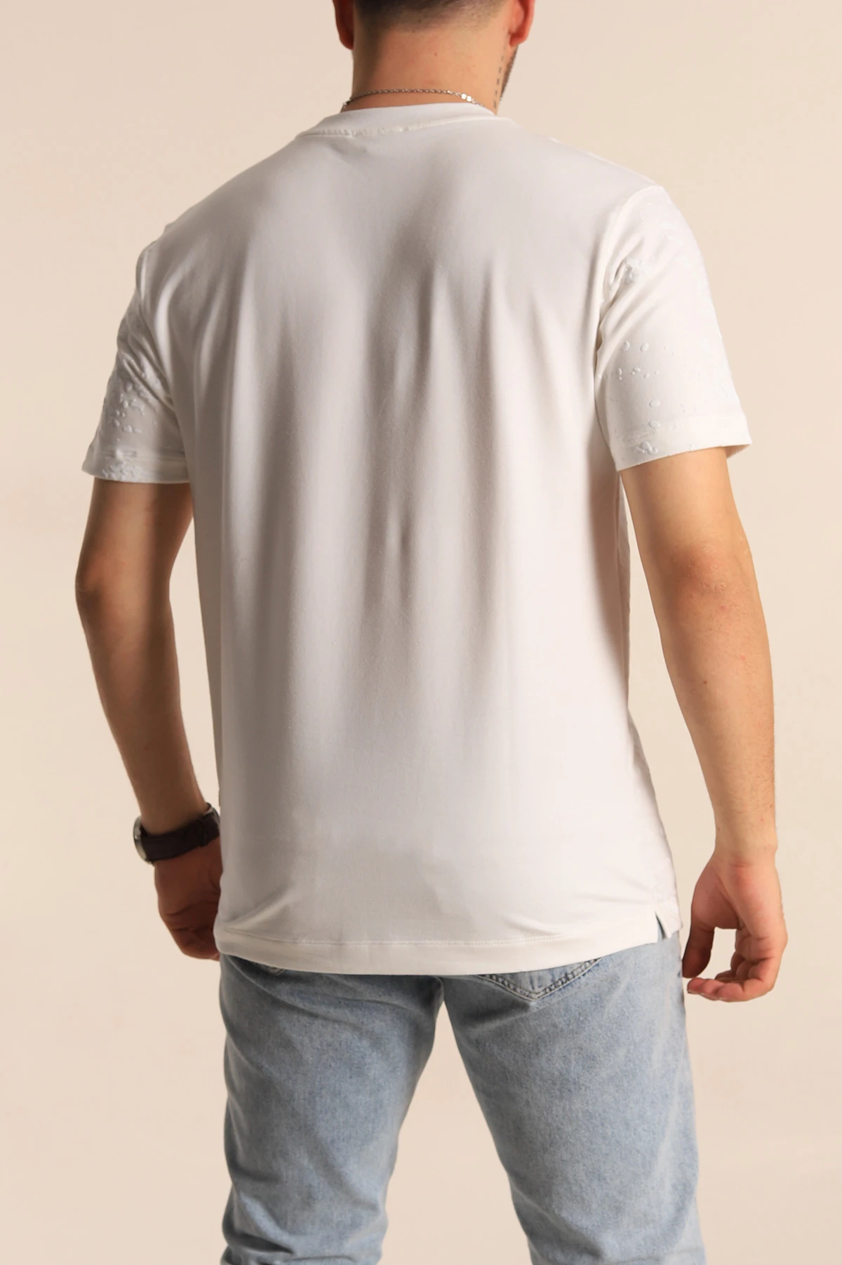 Beyaz Relaxed Fit Sprey Baskılı Erkek Tişört 261624