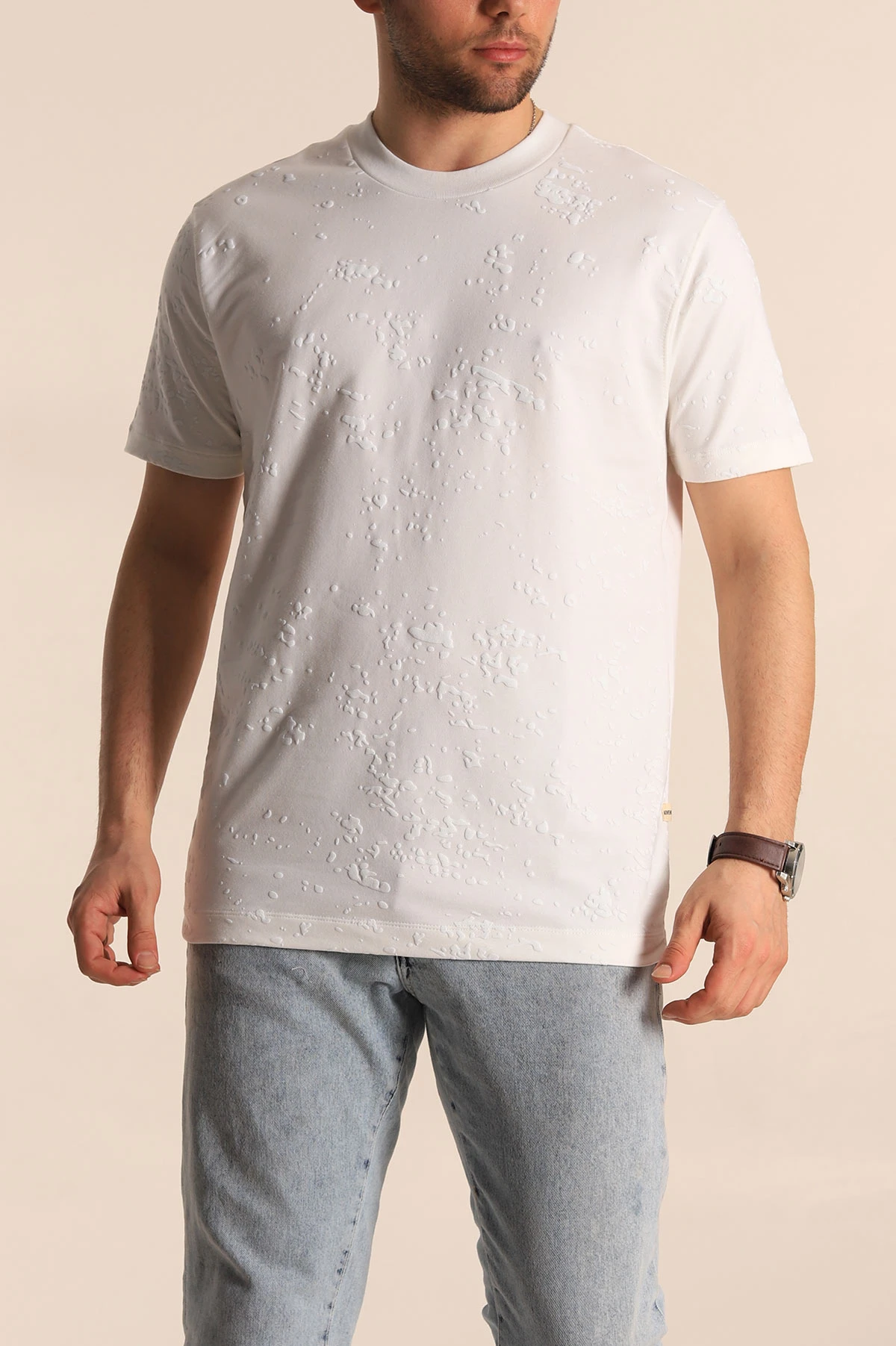Beyaz Relaxed Fit Sprey Baskılı Erkek Tişört 261624