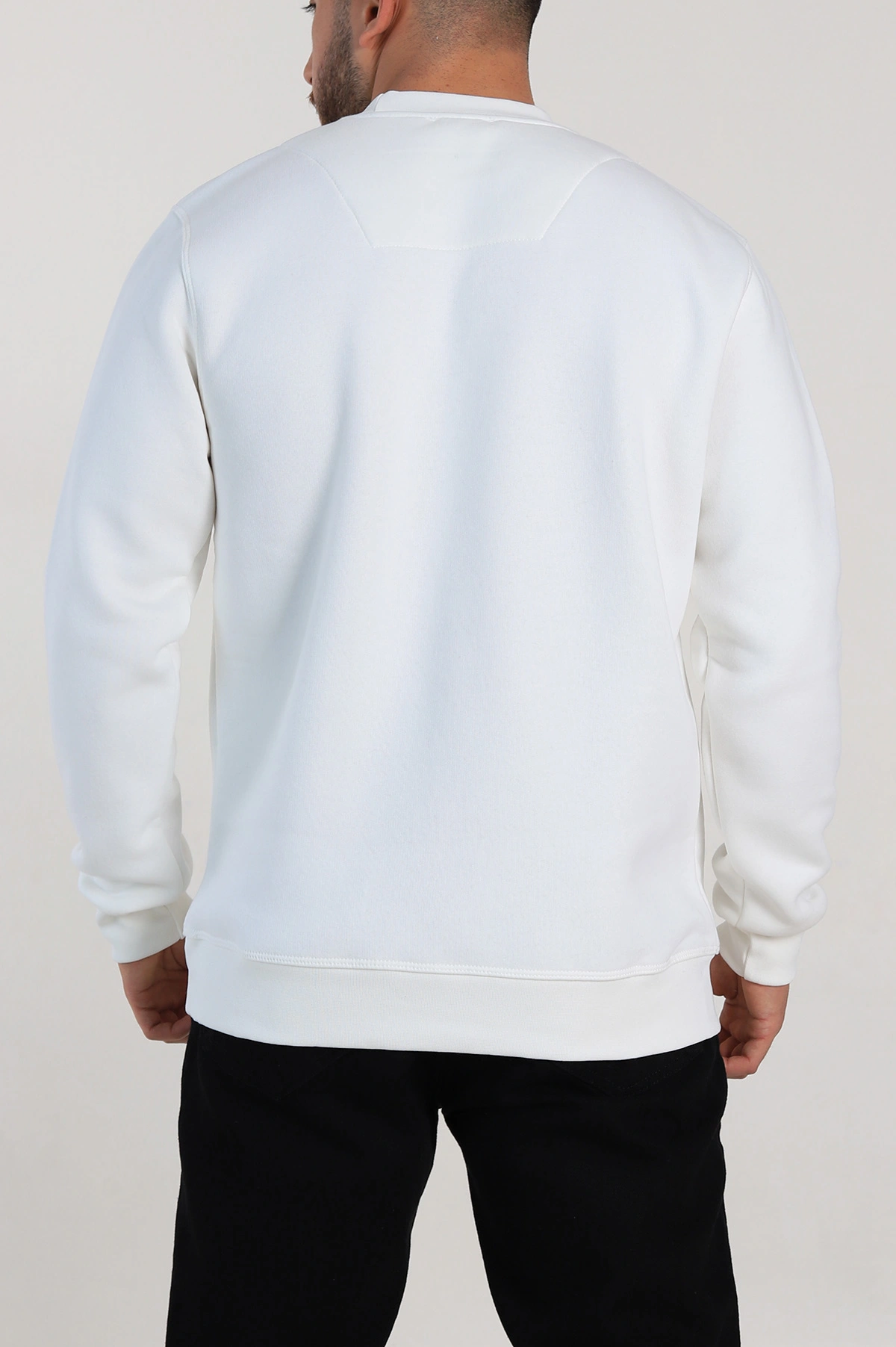 Beyaz Relaxed Fit Üç İp Şardonlu Kabartma Detaylı Erkek Sweatshirt 309906